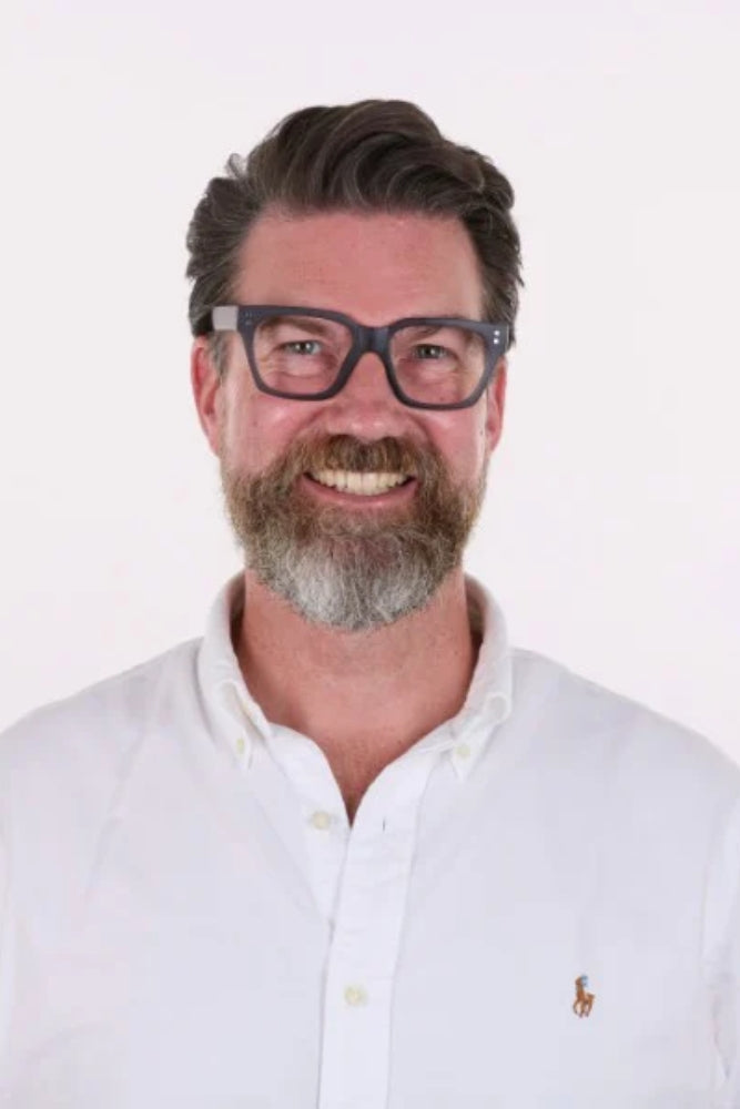 Reading Glasses - 10am