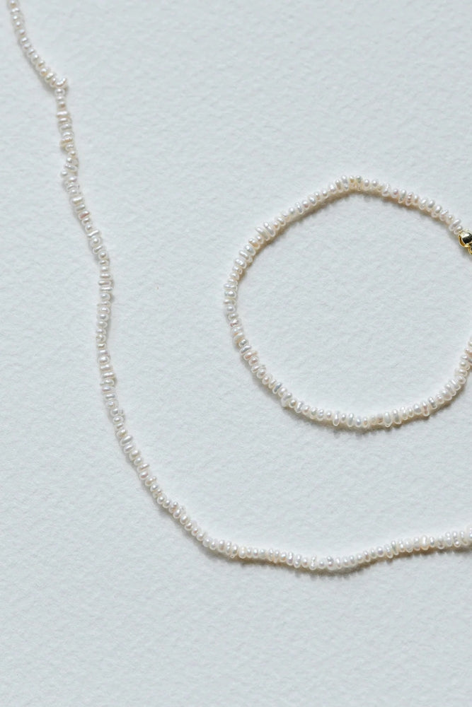 Micro Pearl Necklace