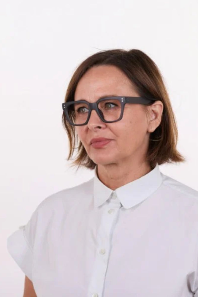 Reading Glasses - 10am