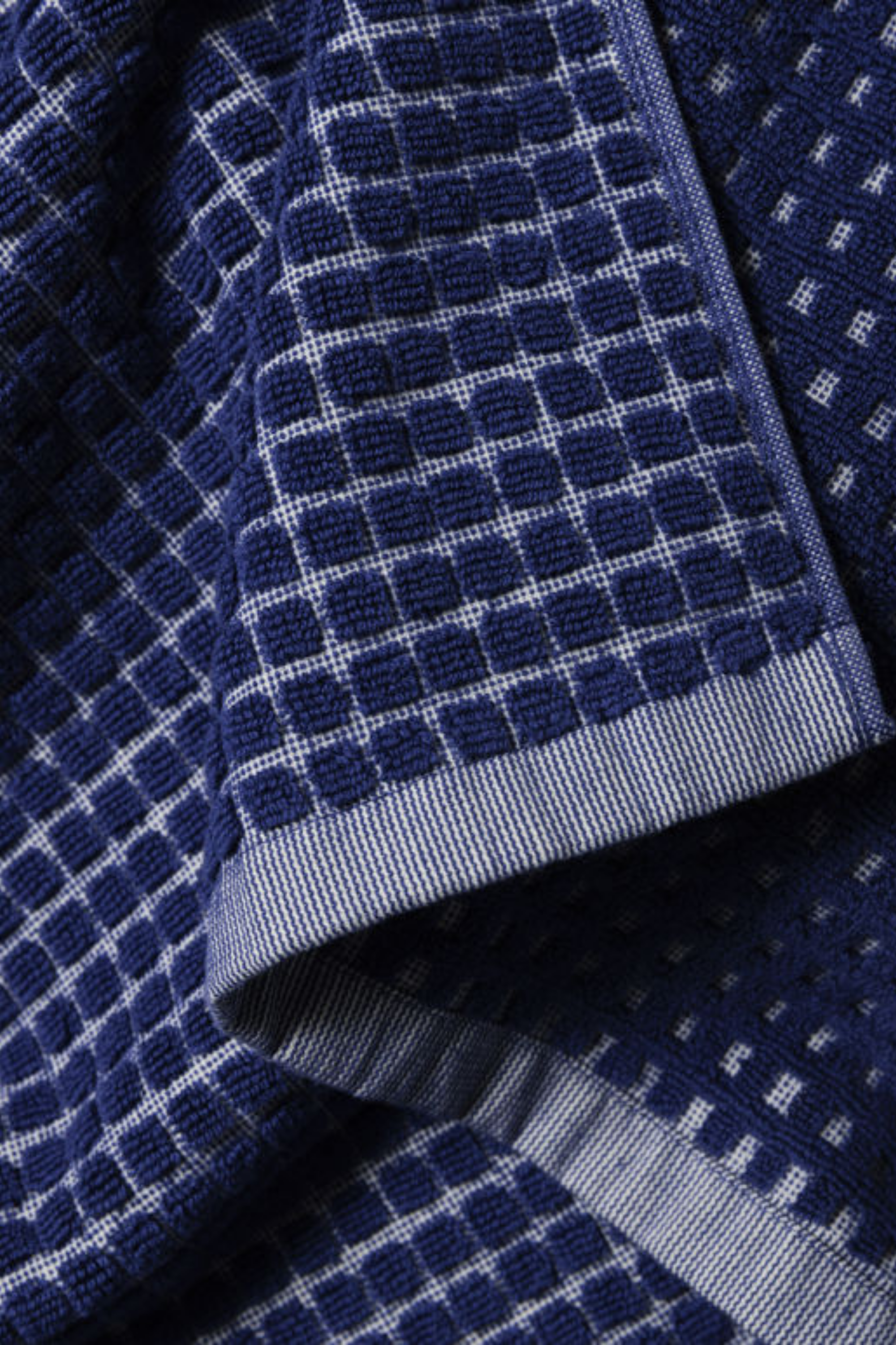 Nero Towel Range - Cobalt/Cream