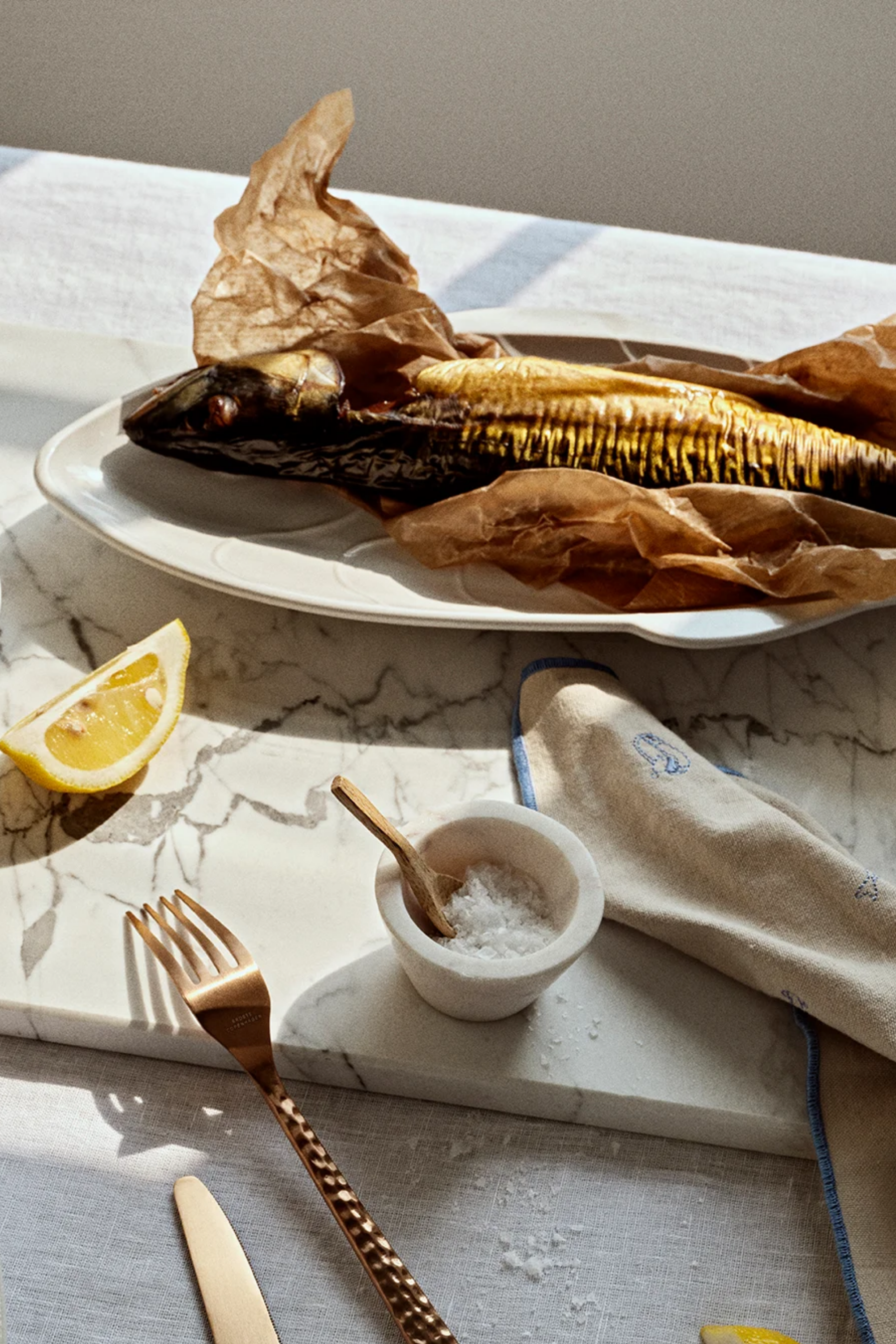 Pesce Plate - White