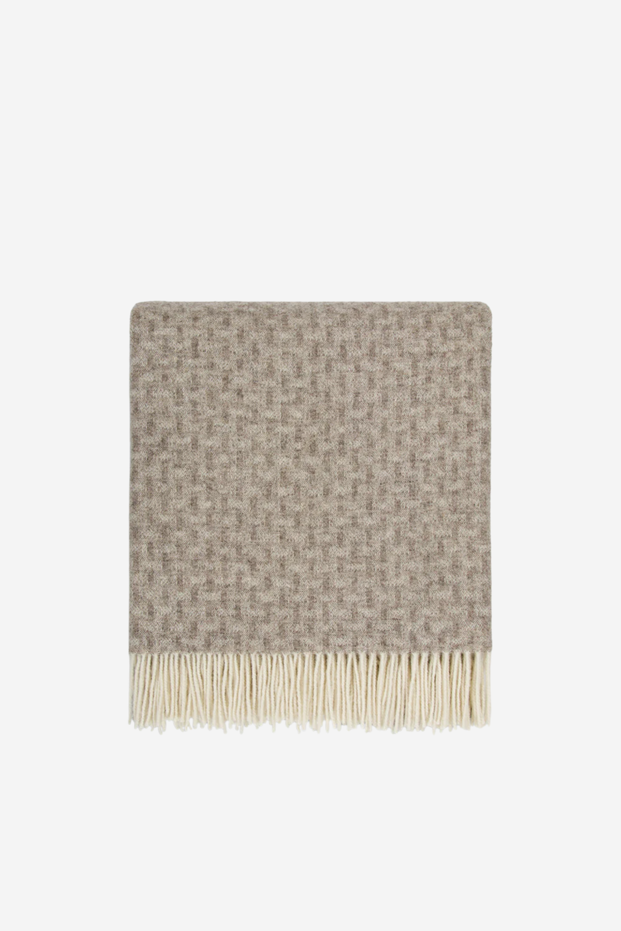 Flemish Throw - Fawn