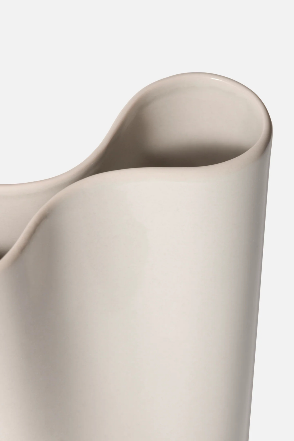 Pinch Vase - Bone