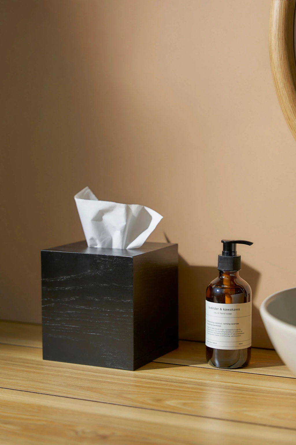 Oku Tissue Box - Black