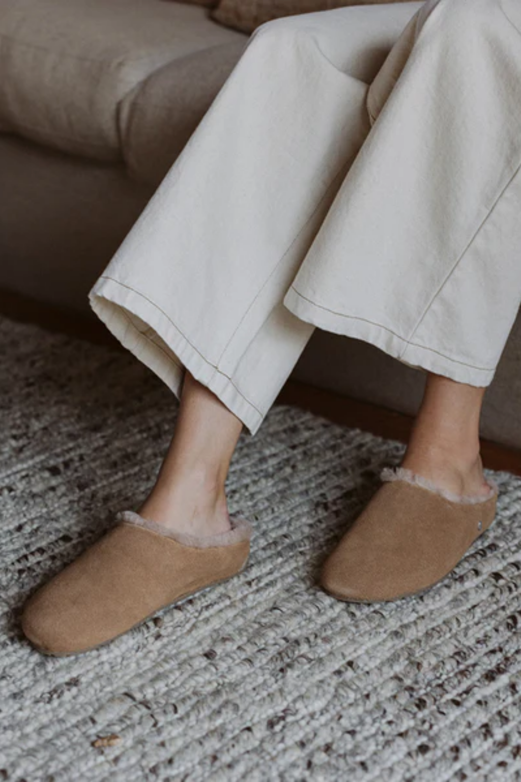 Monch Slipper - Camel