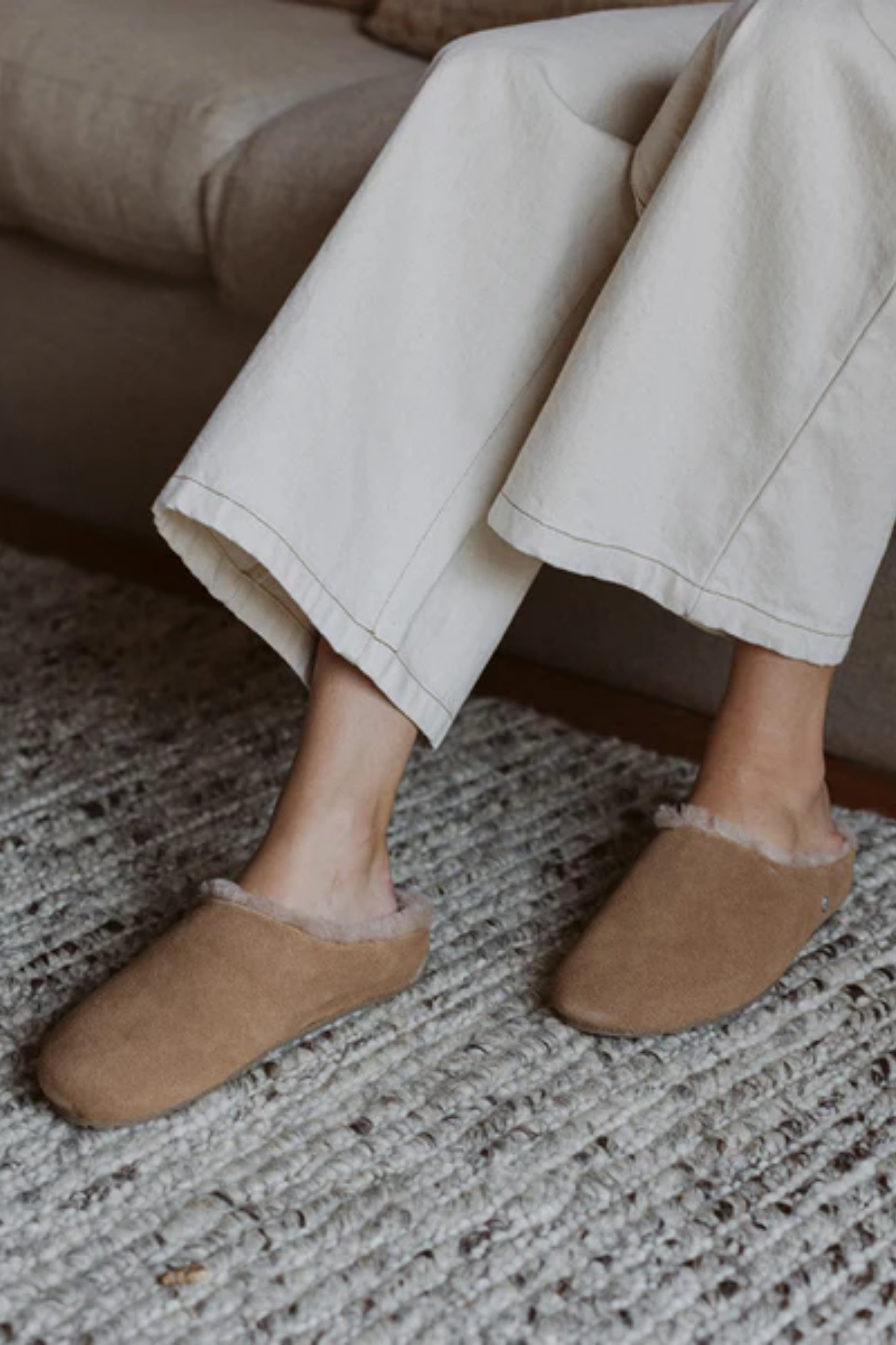 Monch Slipper - Camel