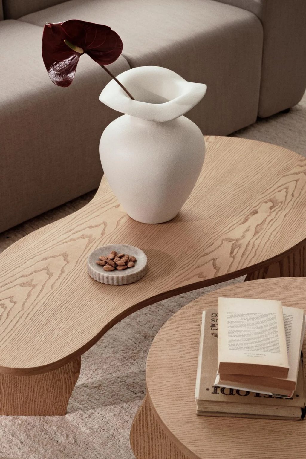 Medium Florentina Vase