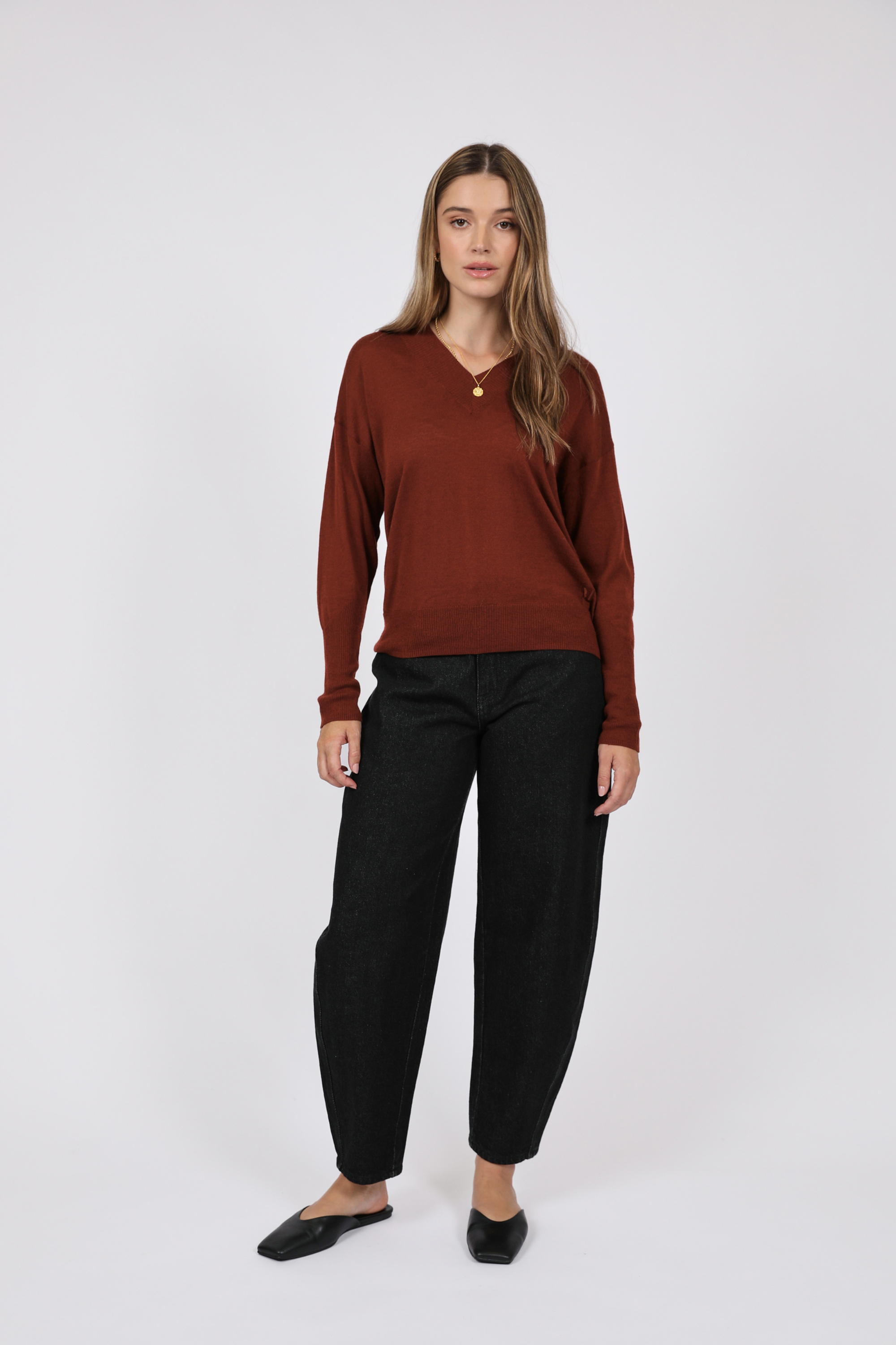 The Curve Barrel Jean