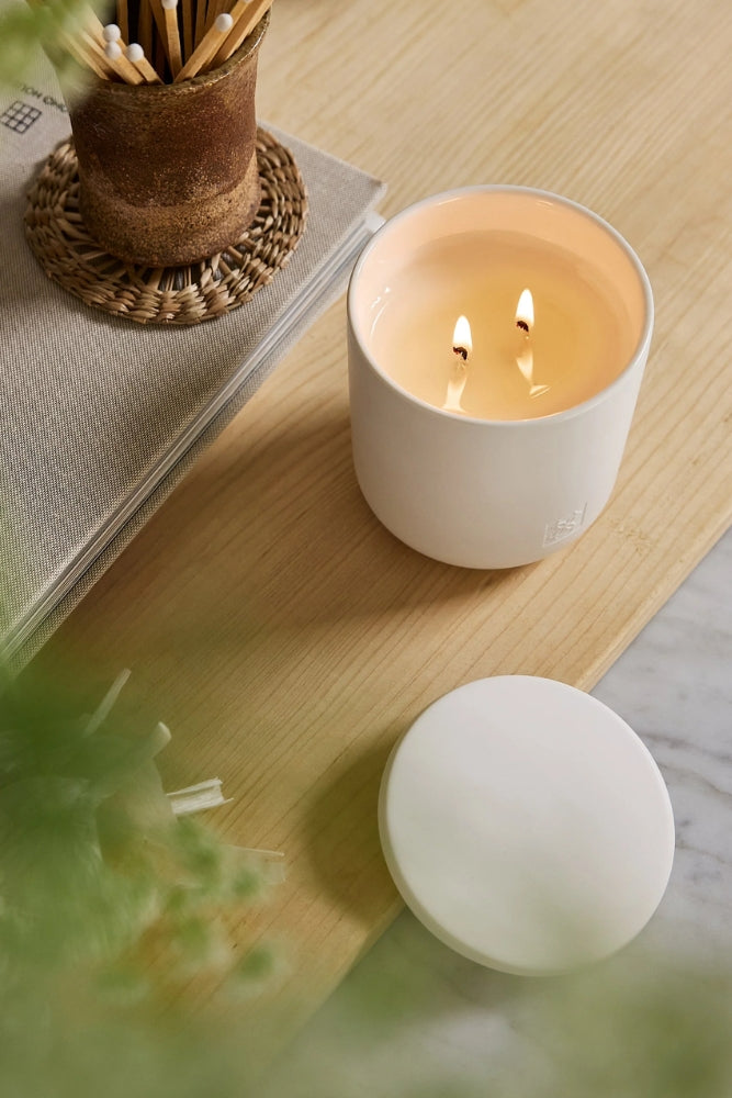 Circa Candle - Cotton Flower and Freesia