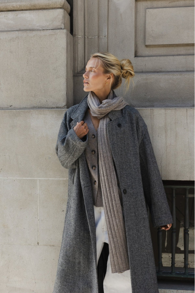 Relaxed Scarf - Donkey