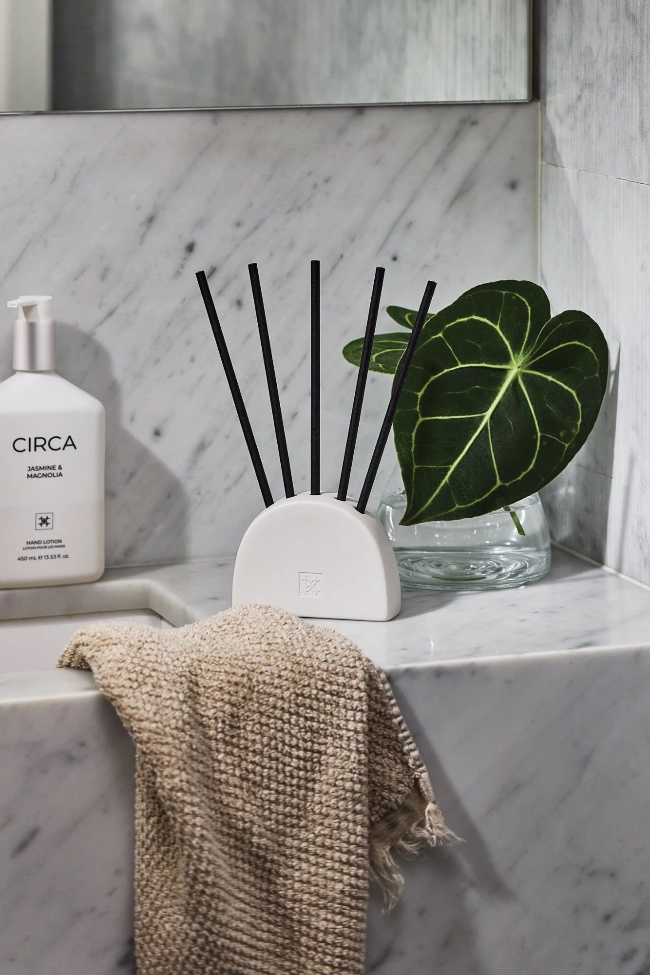 Circa Scent Stems Holder