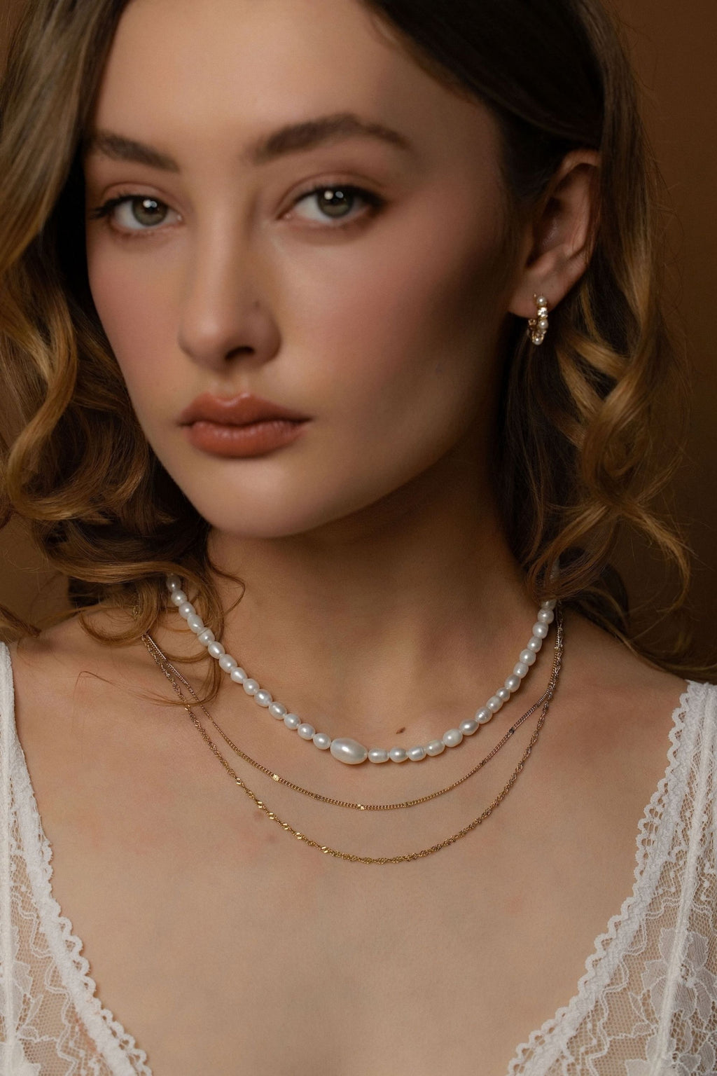 Perla Hoop Earrings