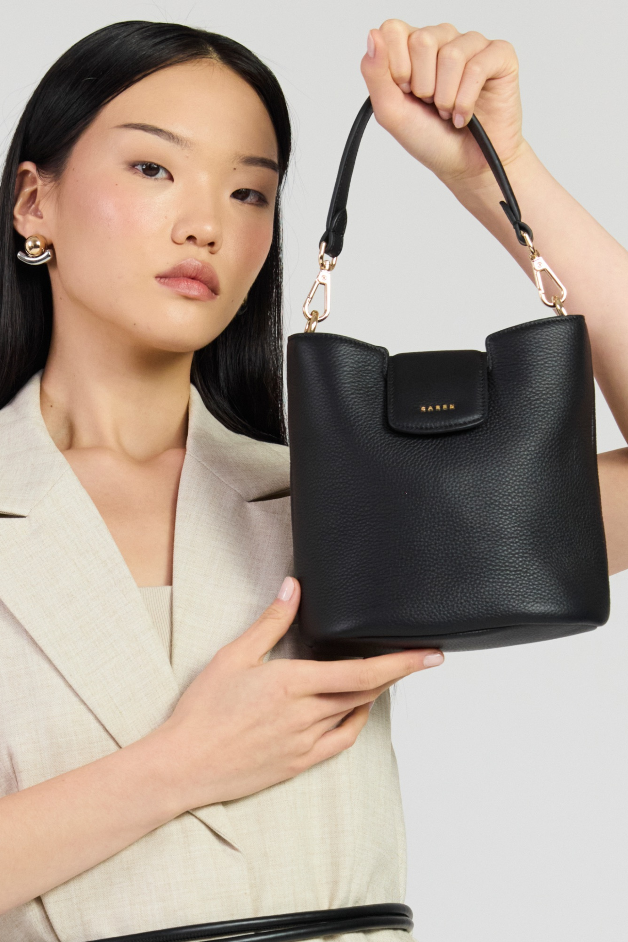 Leo Crossbody Bag - Black Luxe
