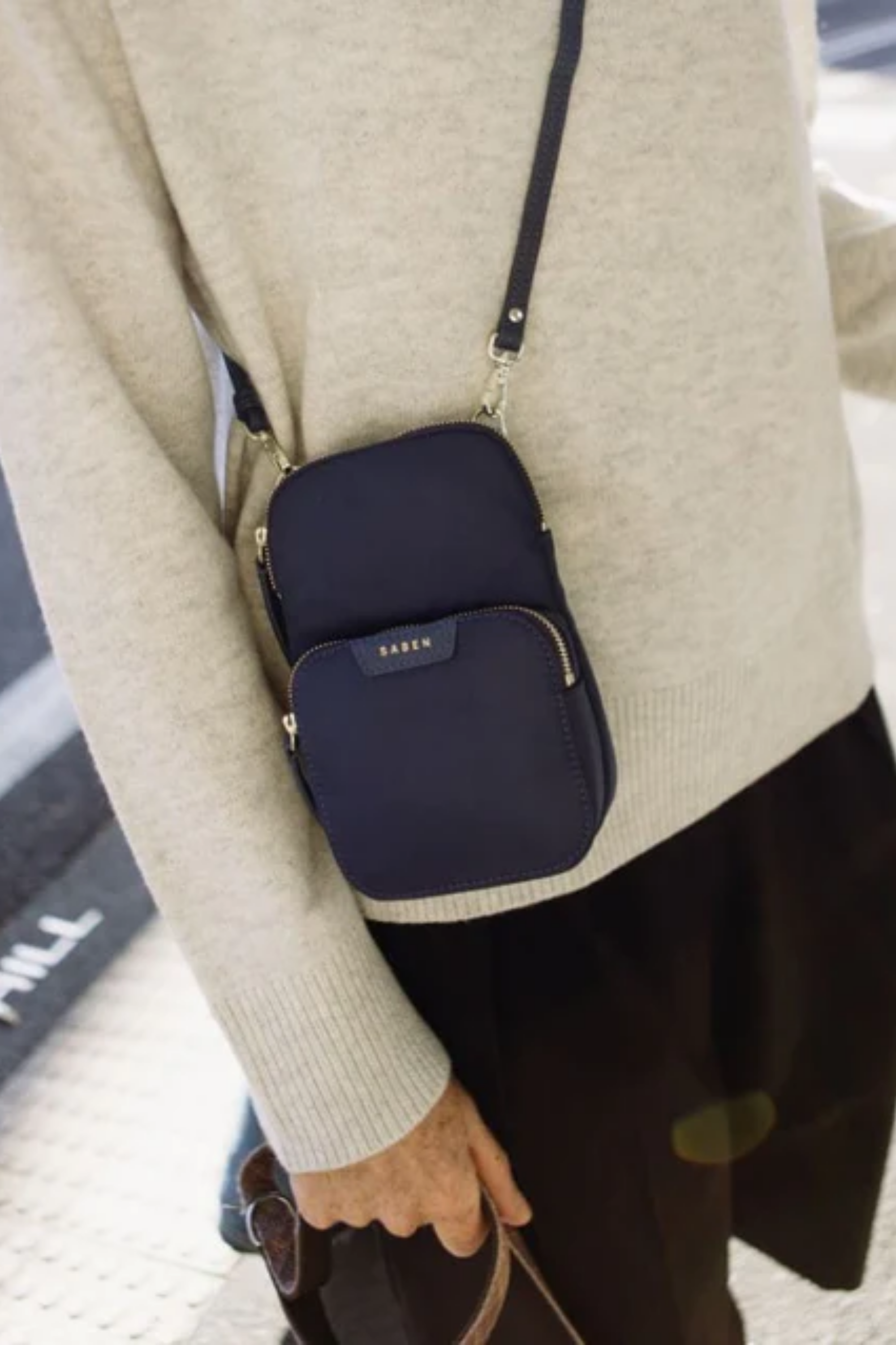 Nikko Pocket Phone Sling