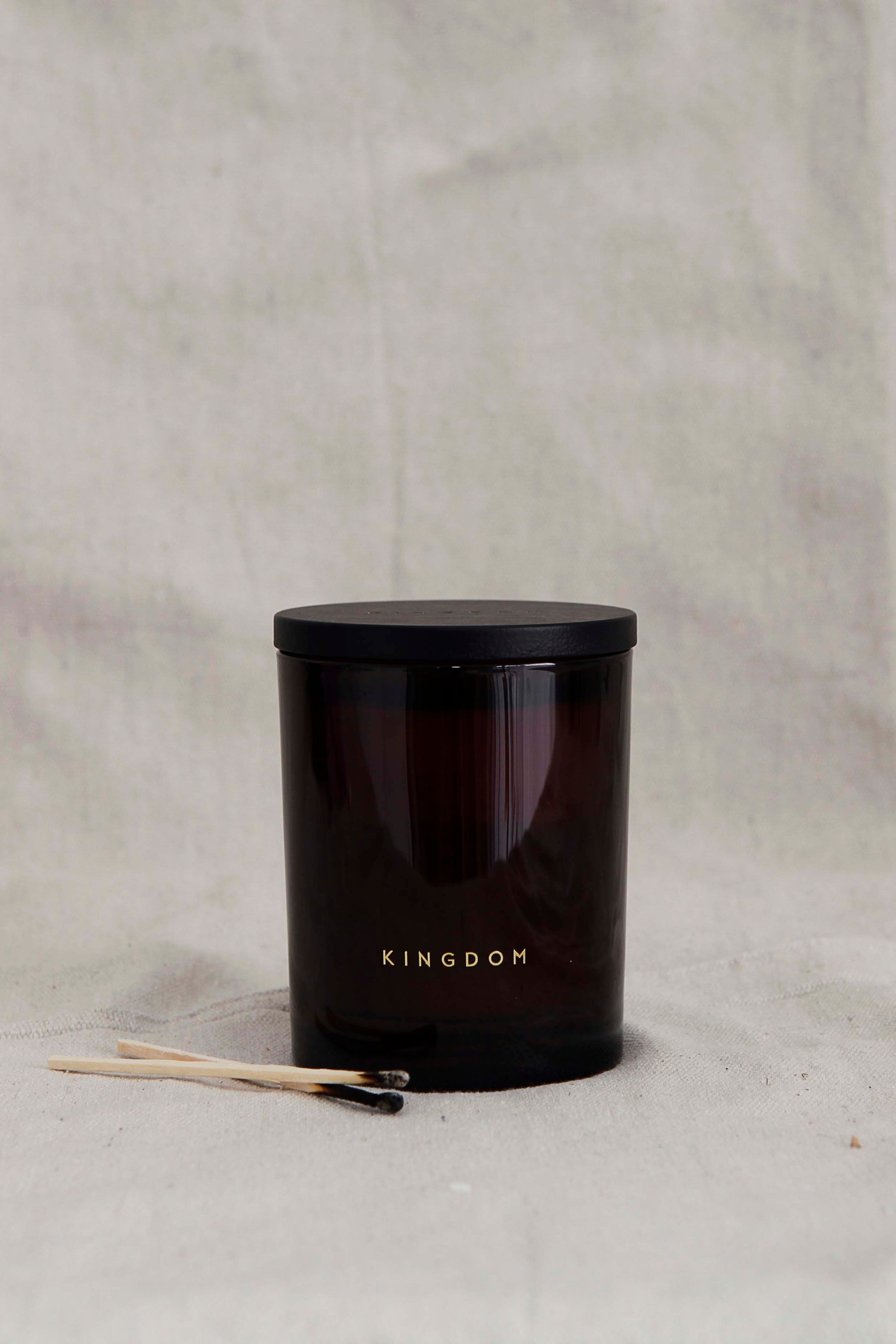 Clove & Tobacco - Luxury Soy Candle