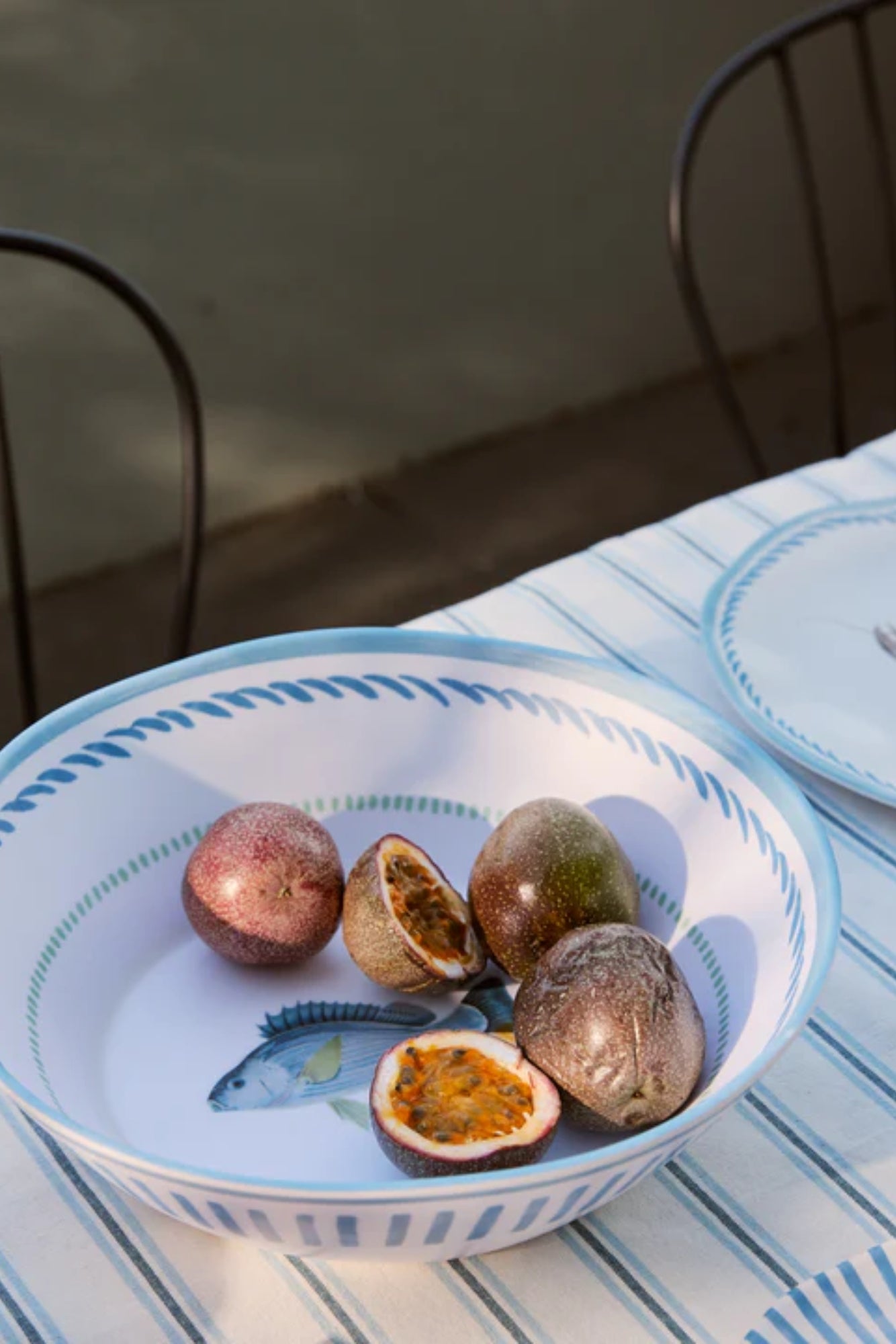 La Mer Melamine Serving Bowl