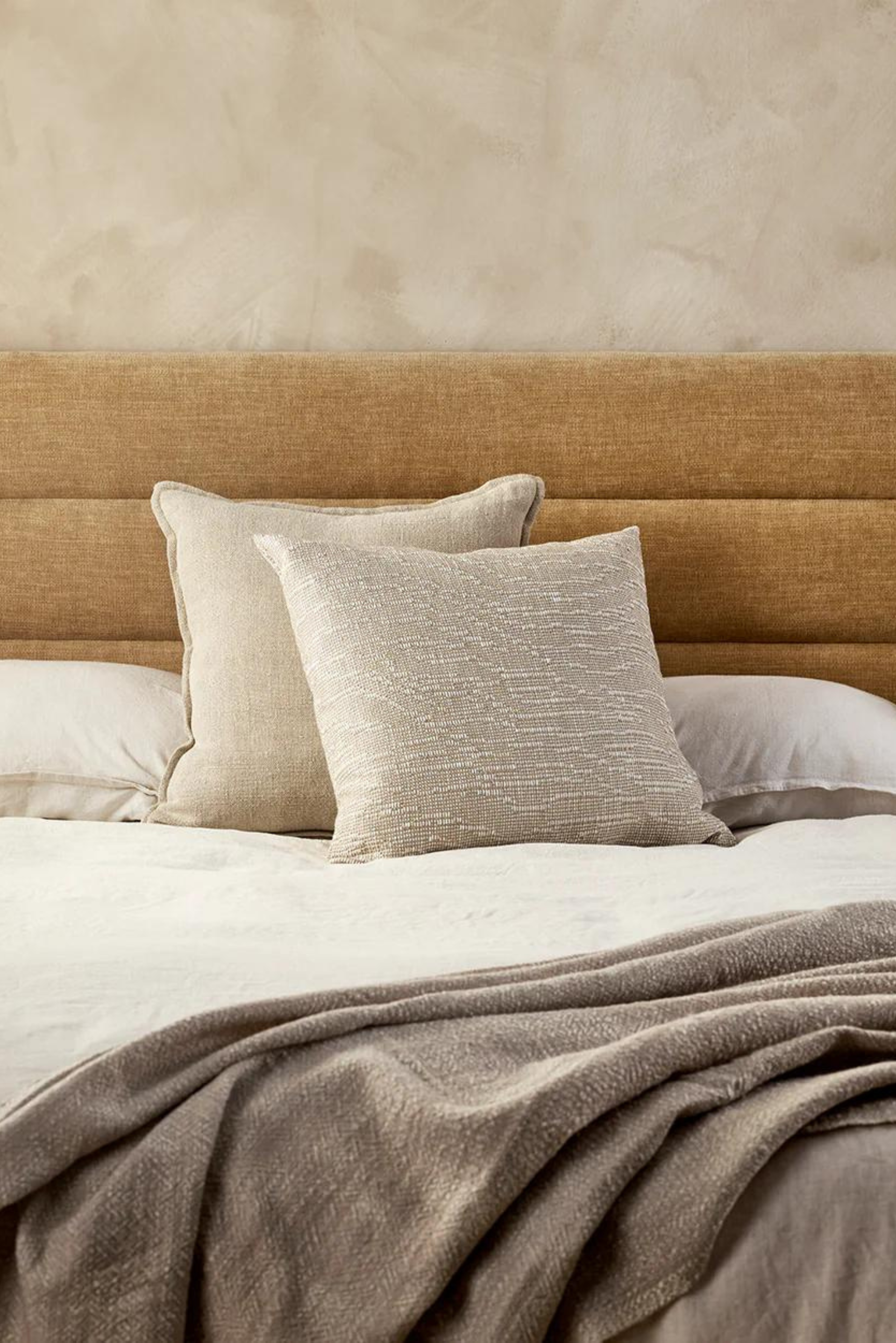 Alder Cushion - Oat