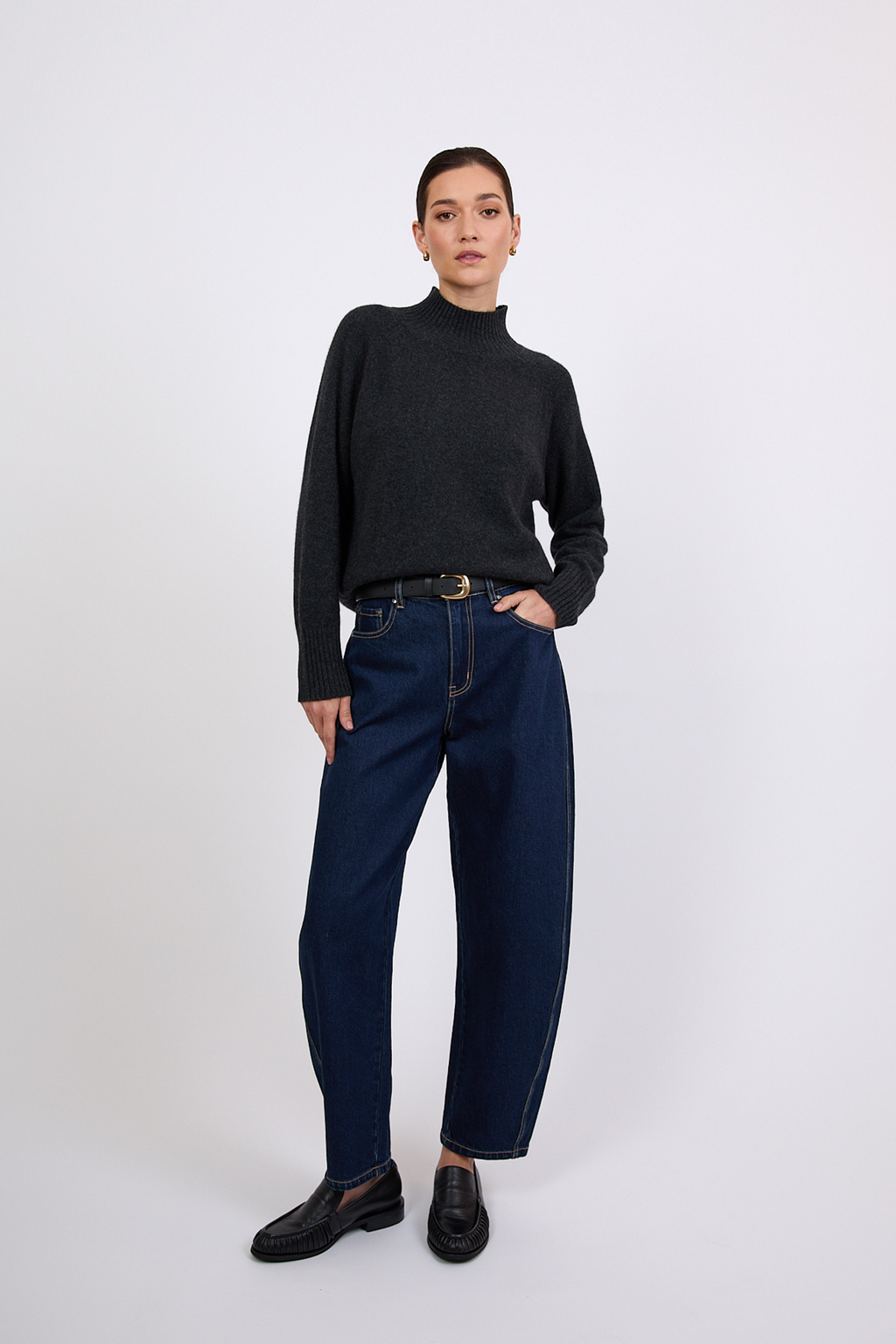 The Curve Barrel Jean