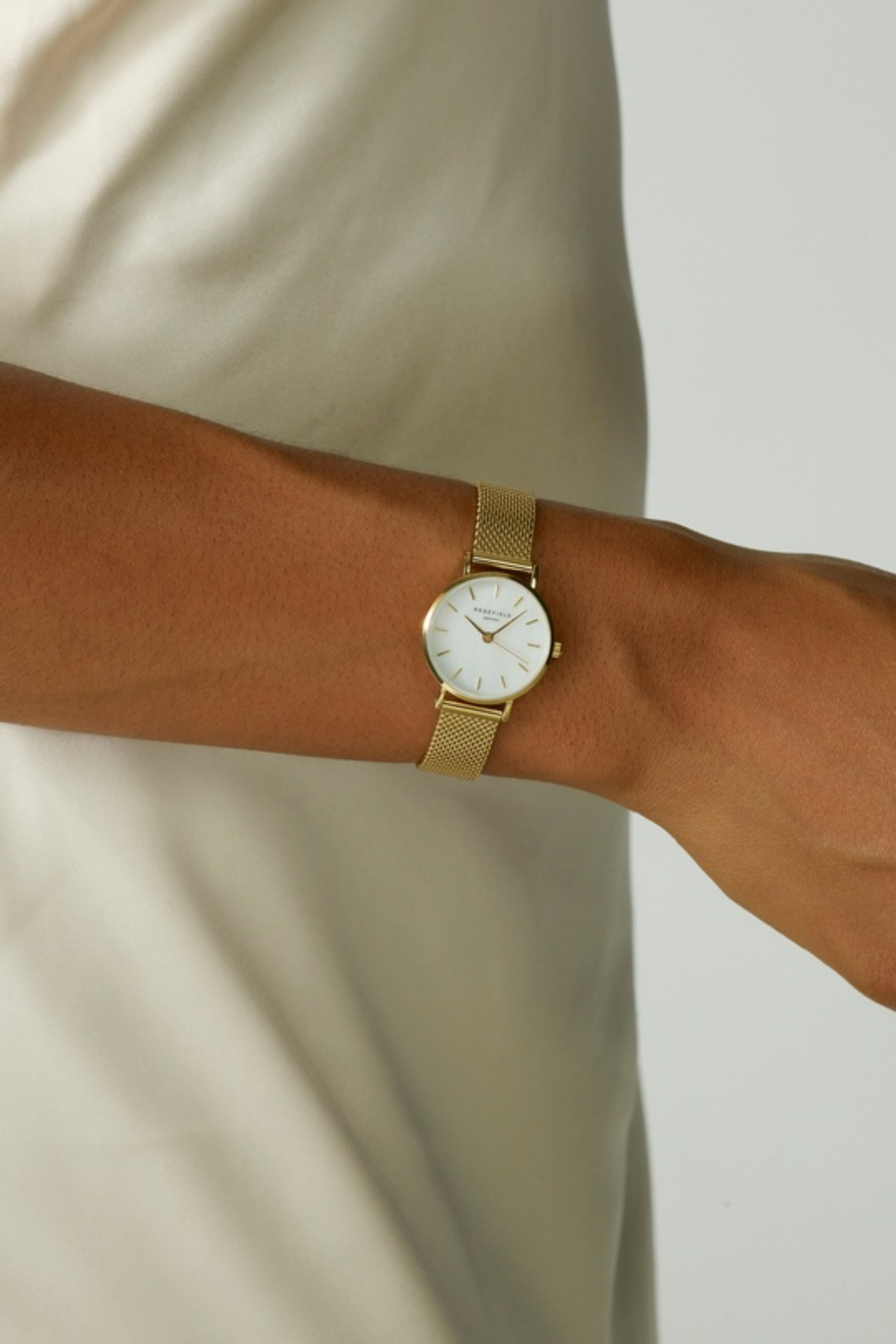 Small Edit Watch Mesh Strap - Gold