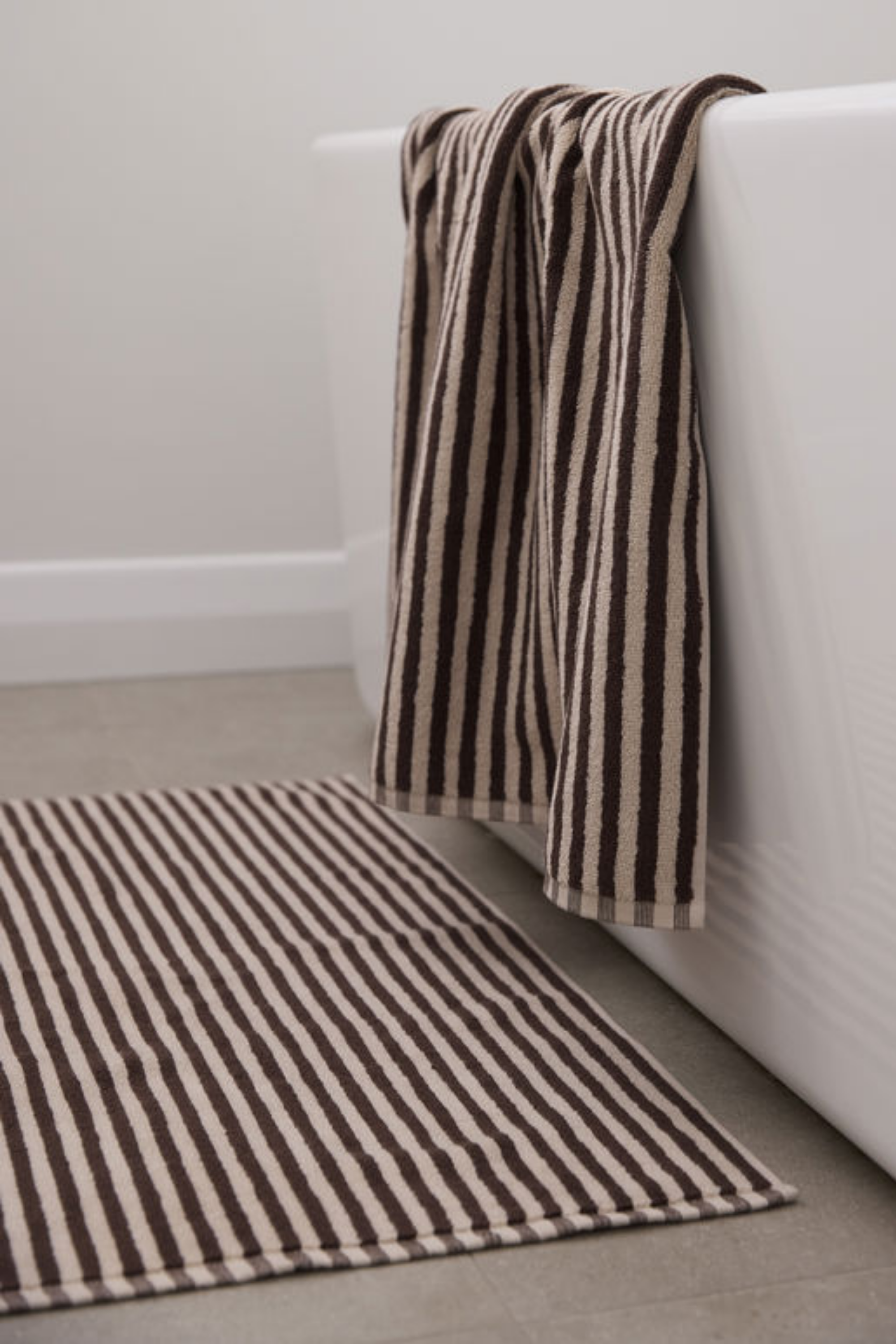 Wide Stripe Cotton Towel Range - Cocoa/Bone