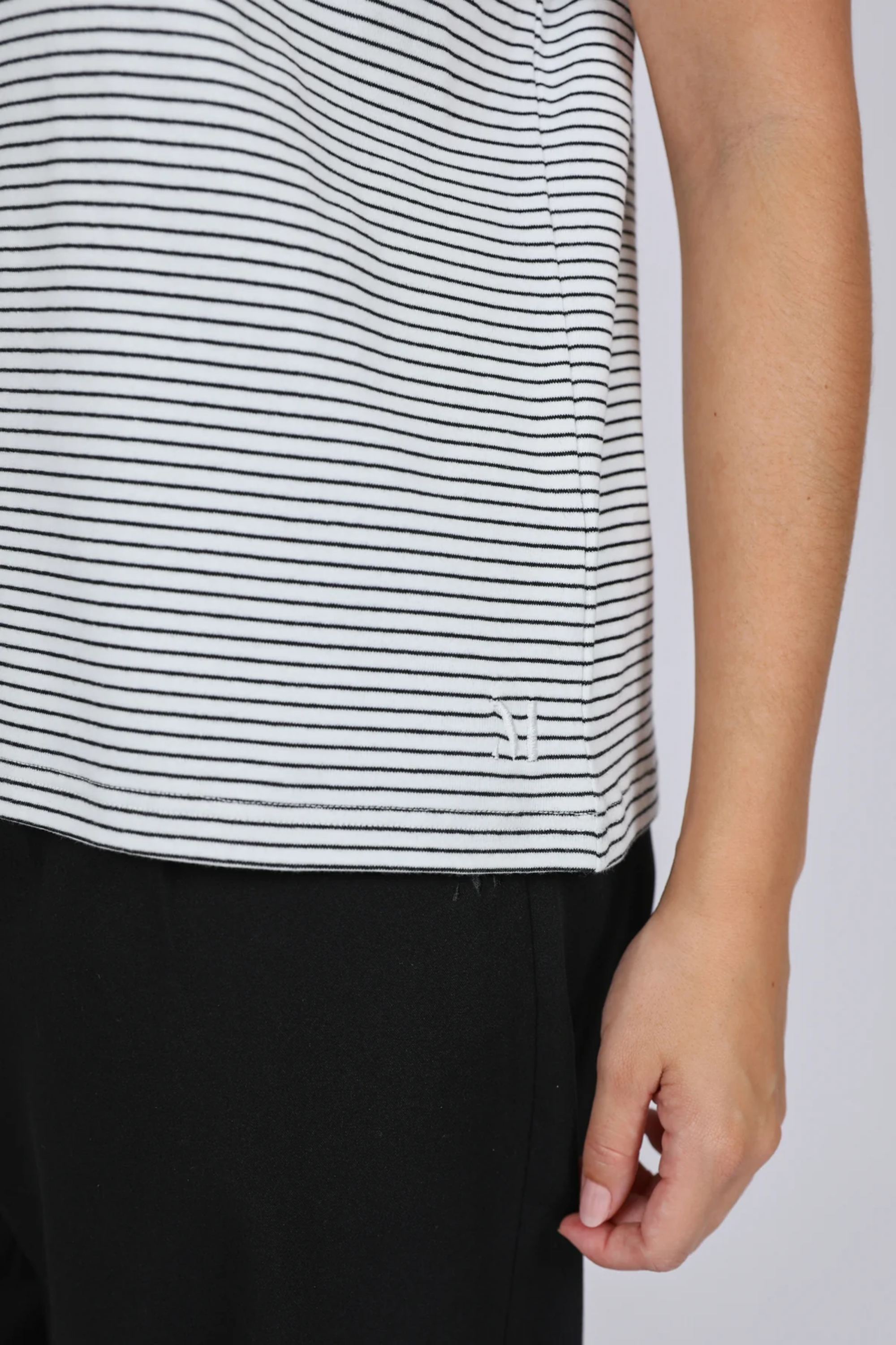 Uno Short Sleeve Tee - Black Stripe