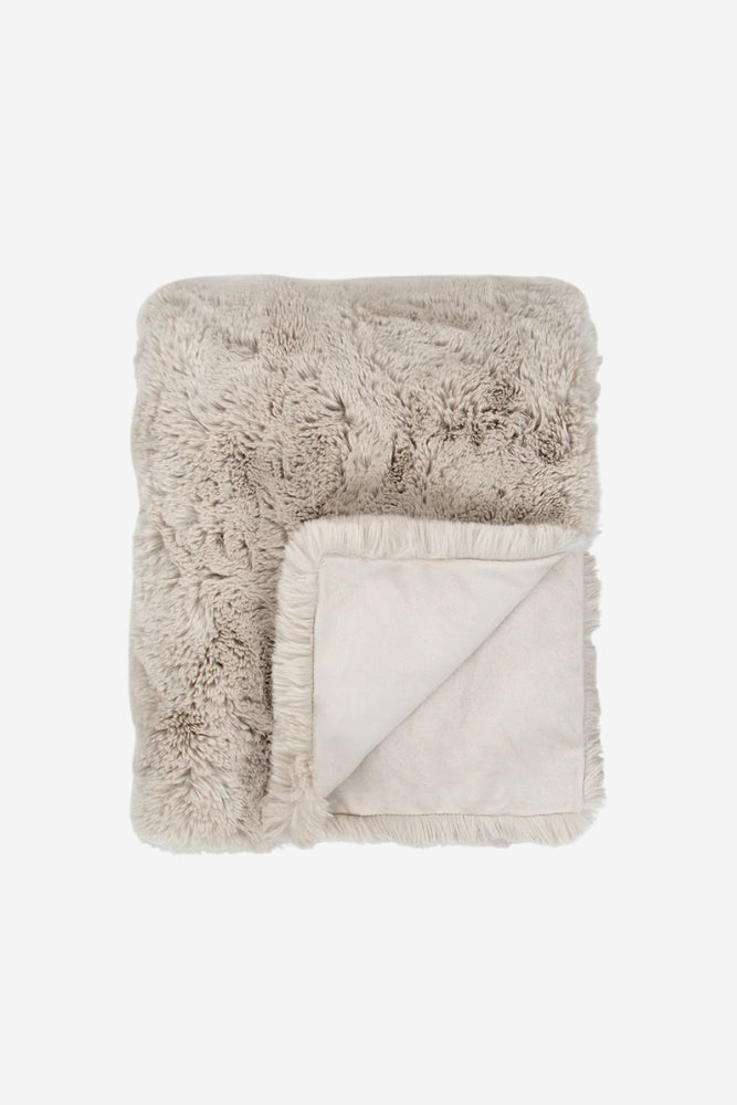 Pelage Throw
