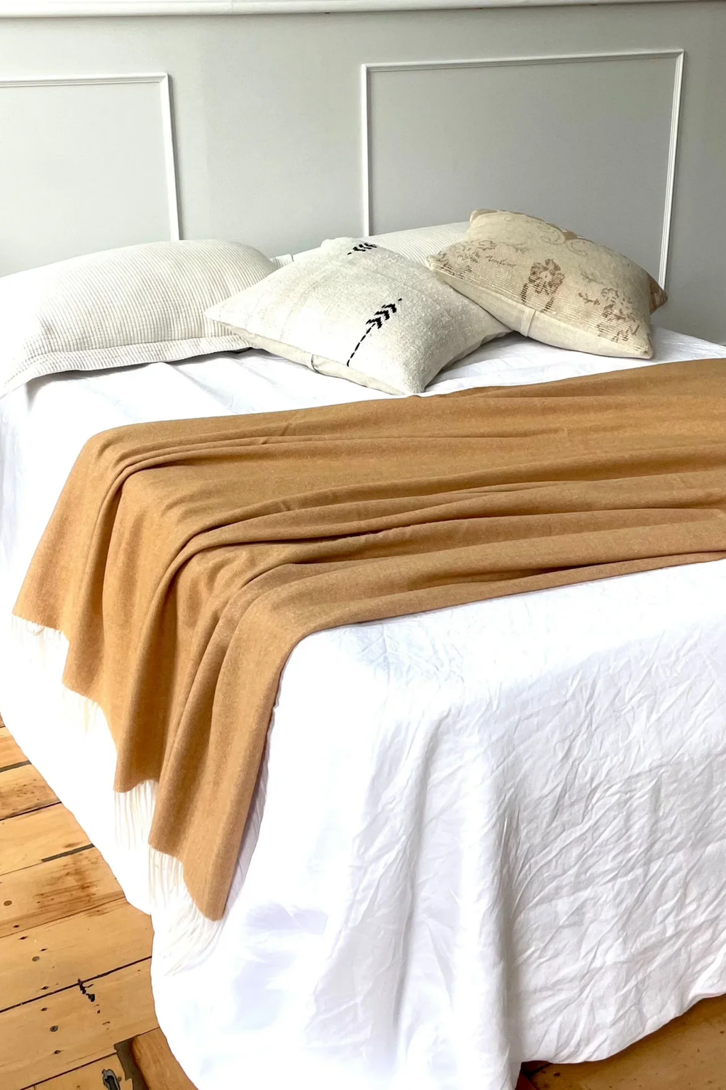 Bach Throw