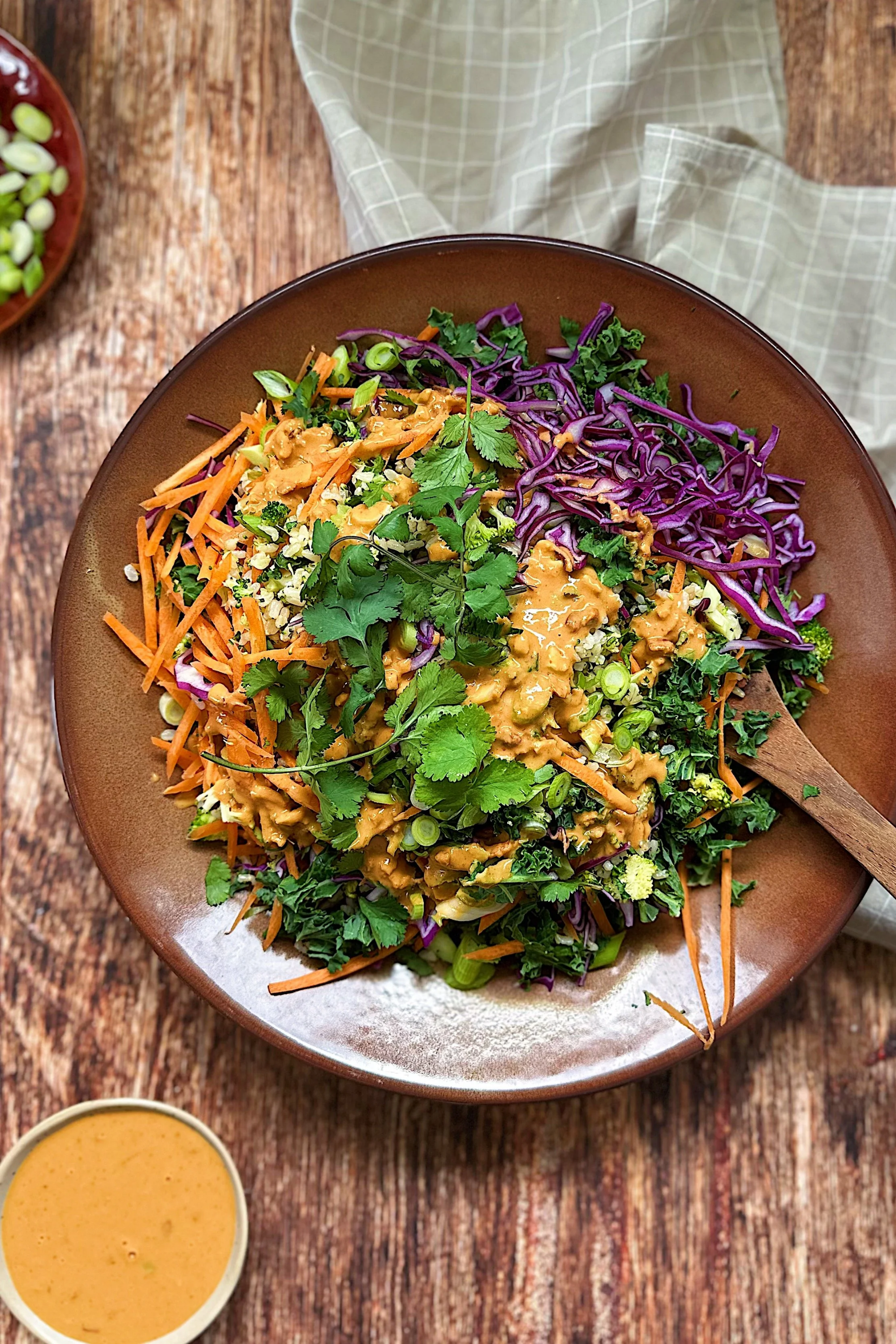 Everything Salads Cookbook - Spring/Summer
