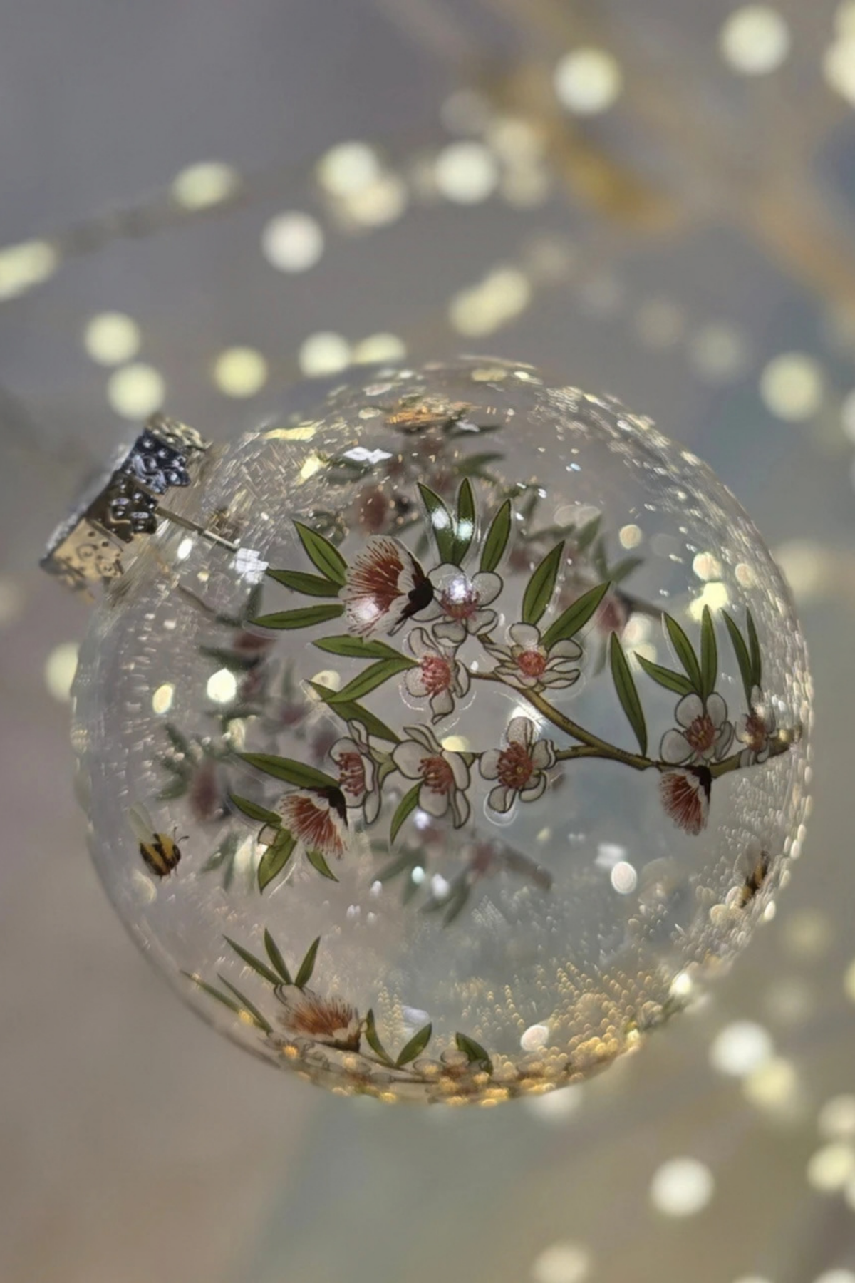Manuka & Pohutukawa Bauble