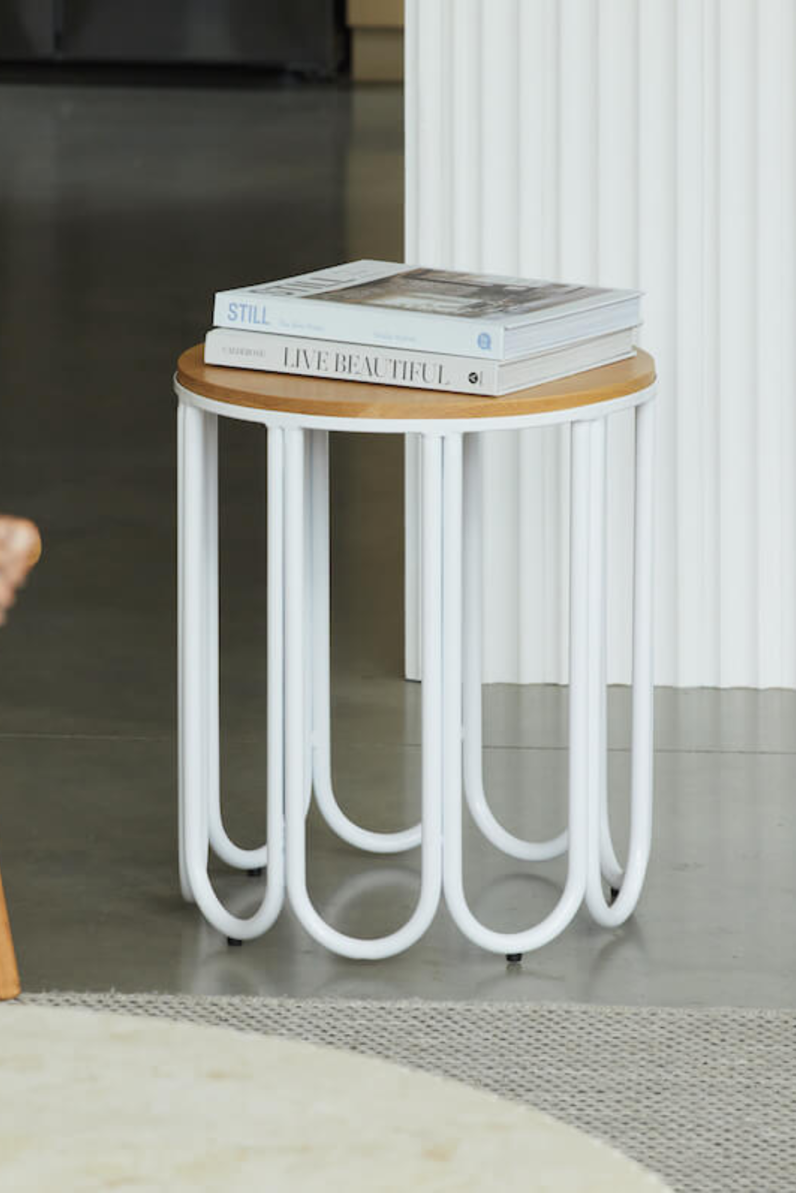 Montalto Oak Side Table - White