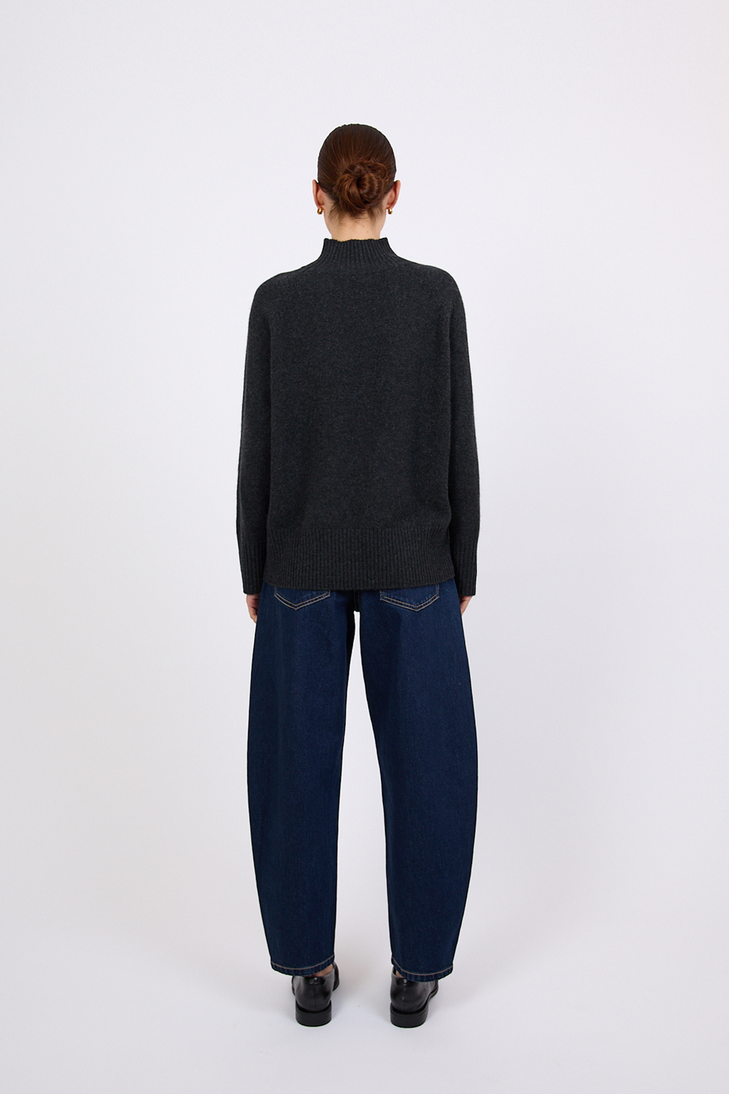 The Curve Barrel Jean