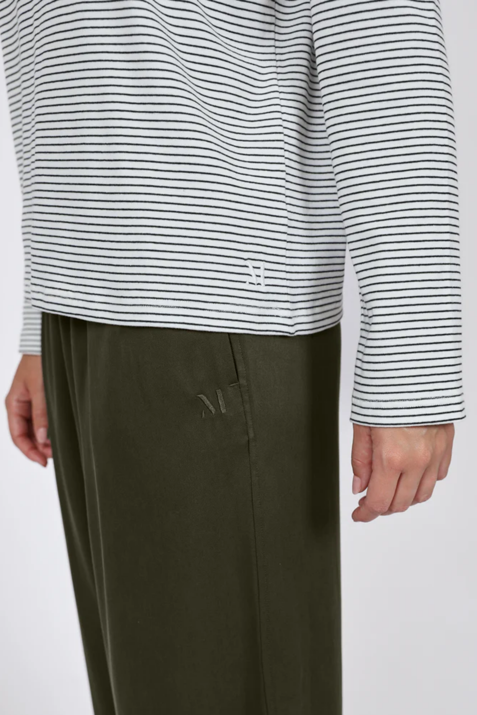 Uno Longsleeve Tee - Black Stripe