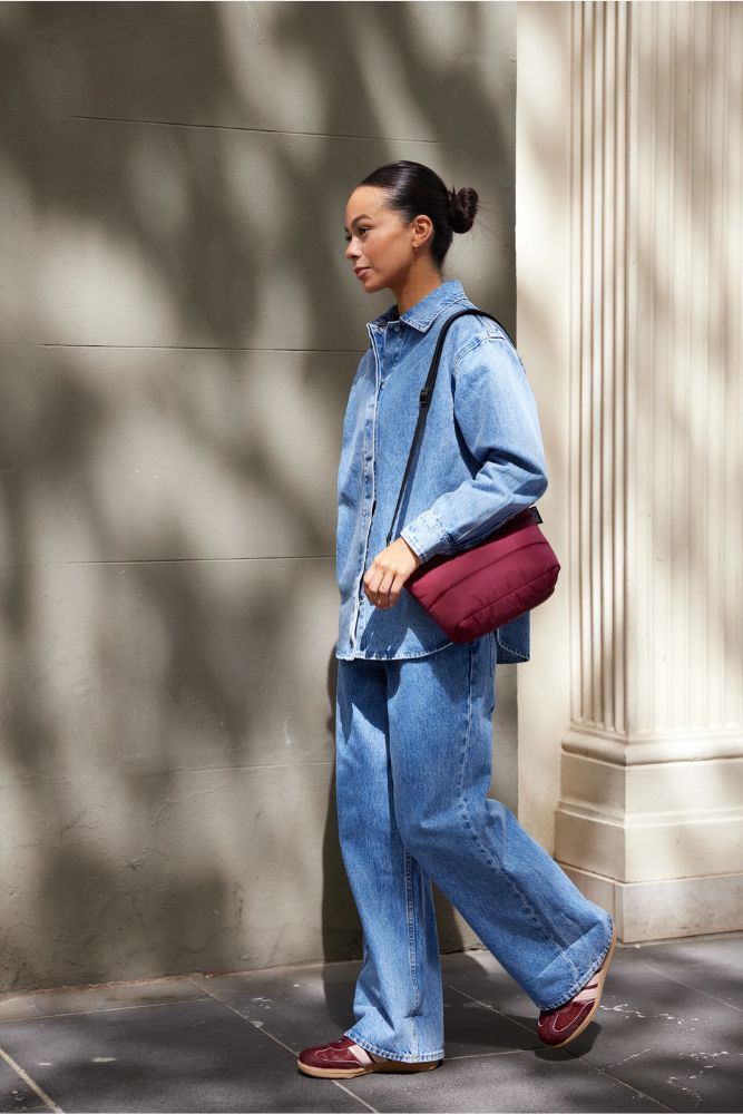 Cloud Stash Base Crossbody Bag