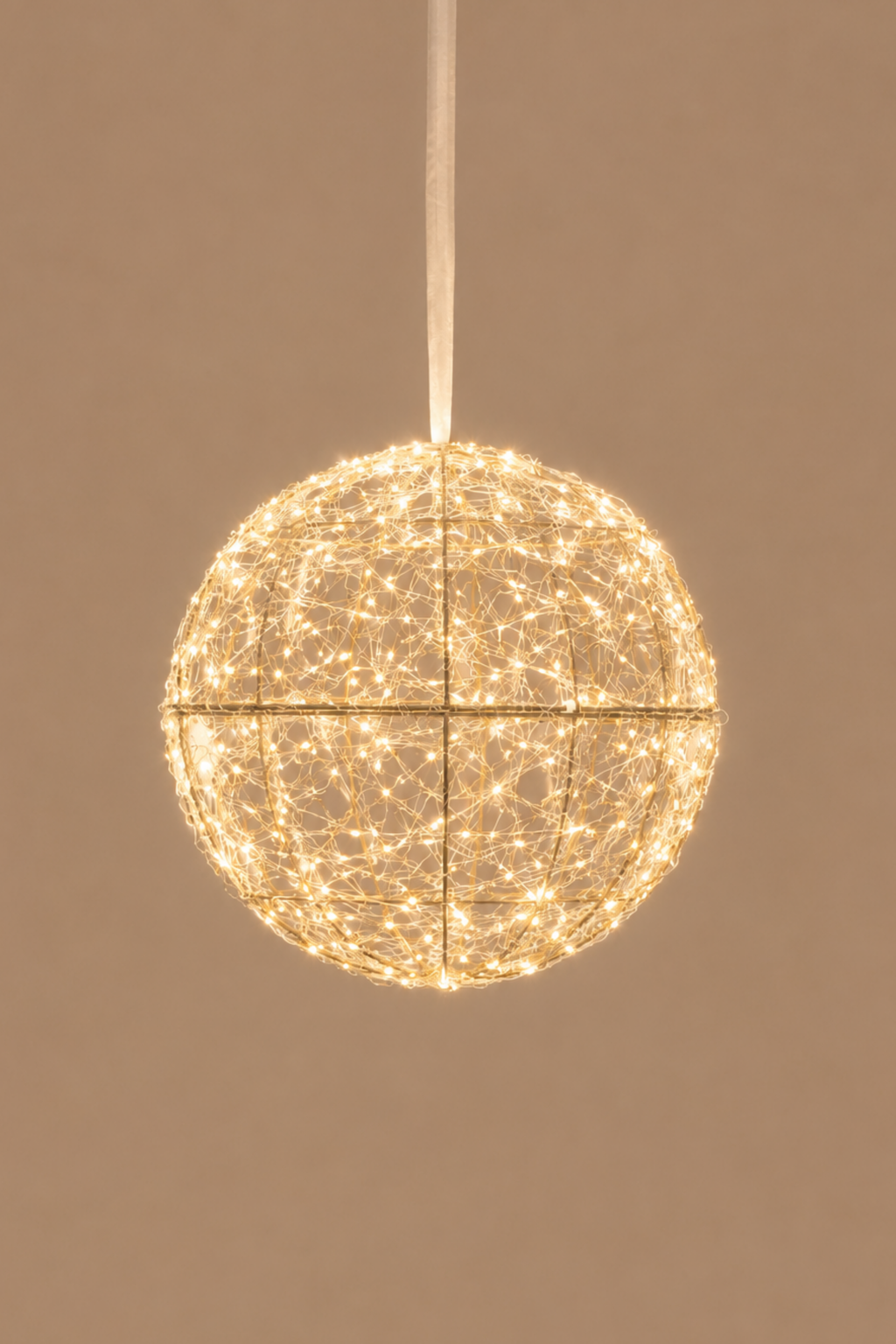Twinkling Champagne Wire Ball