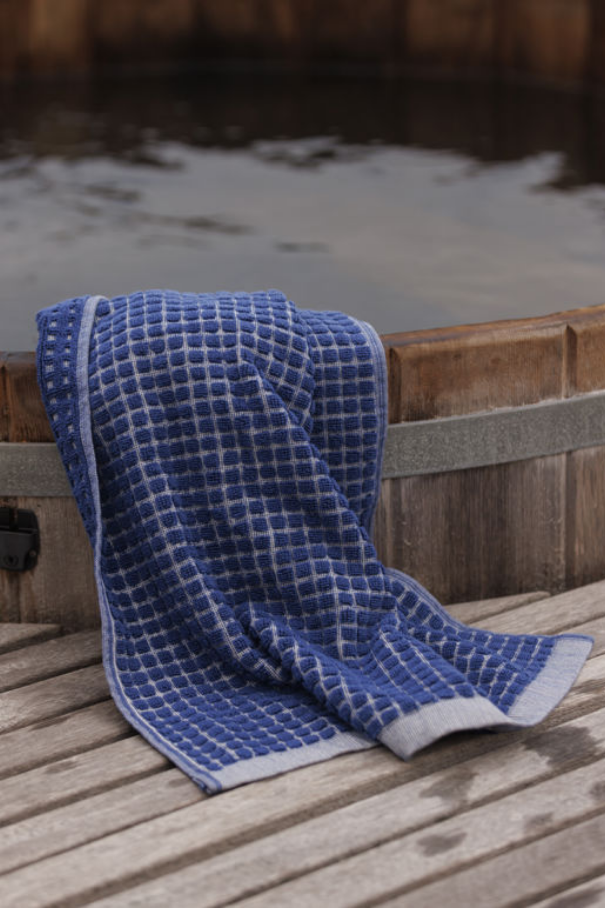 Nero Towel Range - Cobalt/Cream