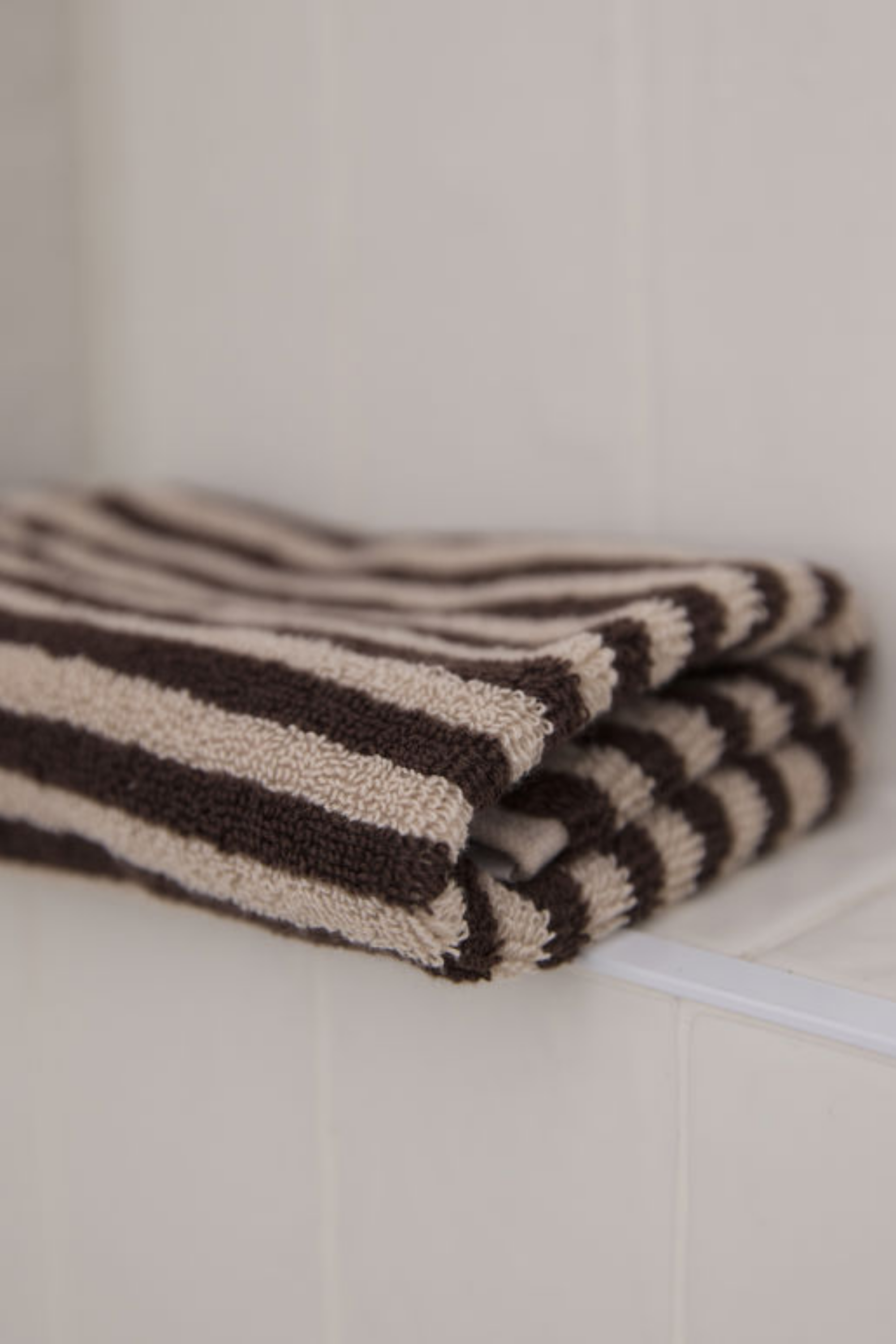 Wide Stripe Cotton Towel Range - Cocoa/Bone