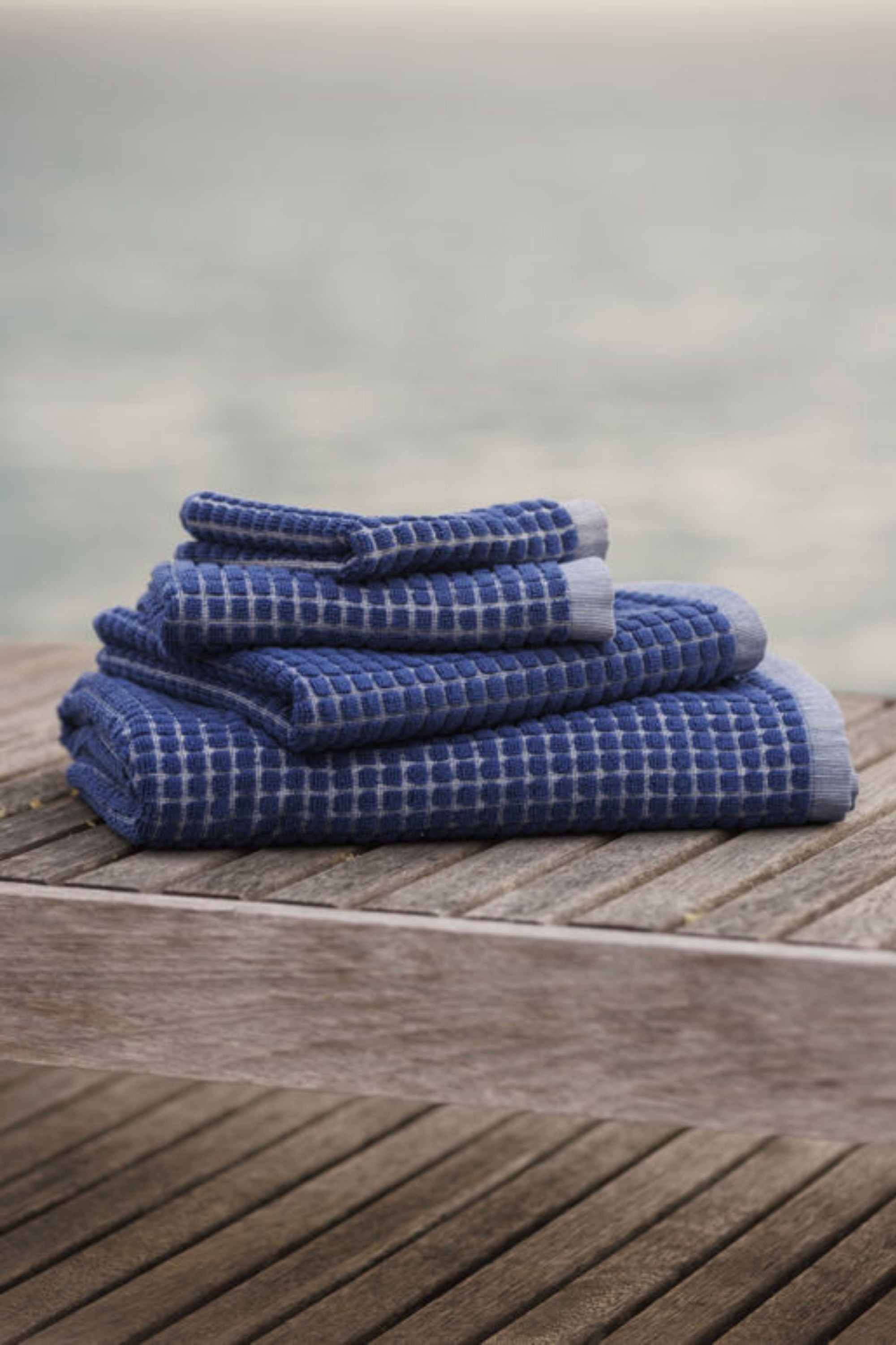 Nero Towel Range - Cobalt/Cream