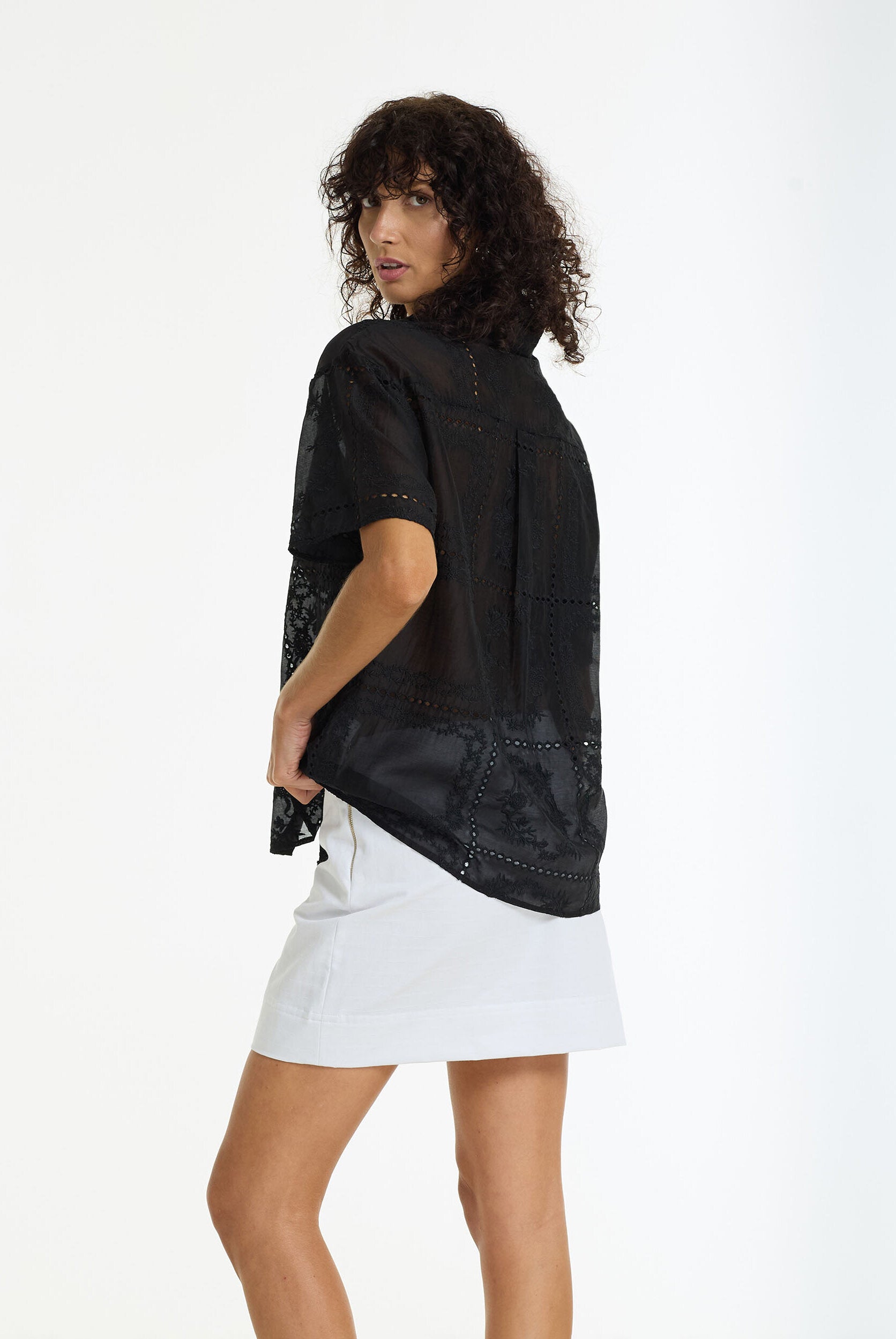 Align Shirt - Black Anglaise