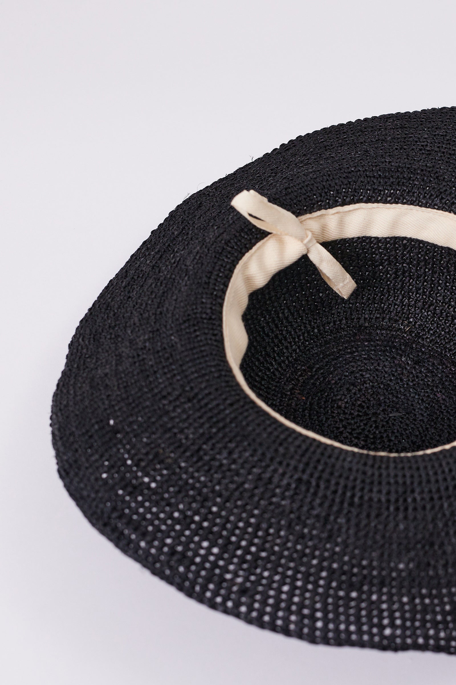 Amalfi Wide Brim Hat - Black