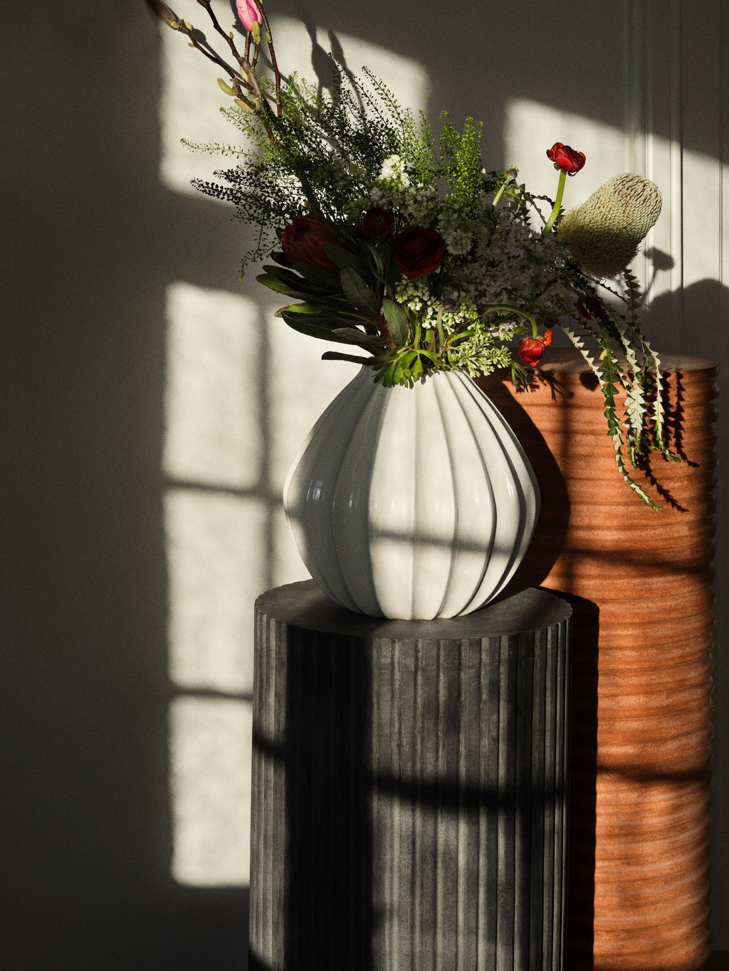 Wide Lines Vase Medium - White