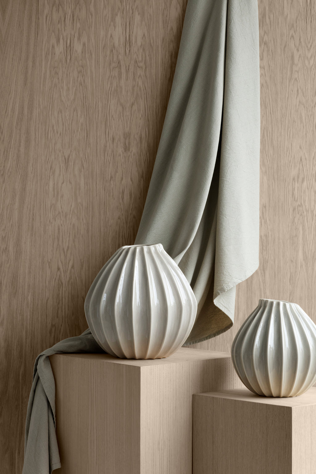 Wide Lines Vase Small - White