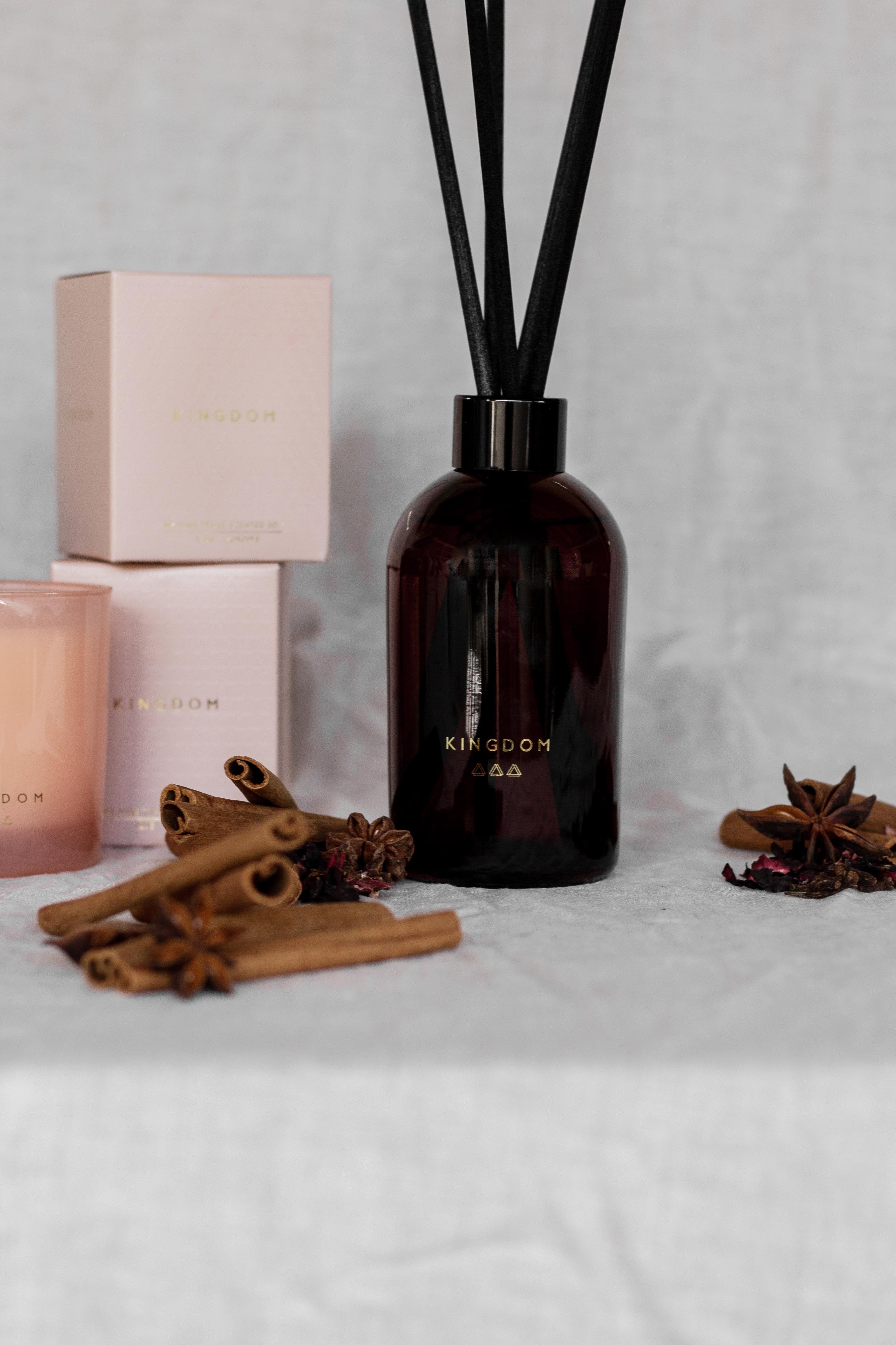 Clove & Tobacco - Silk Fibre Diffuser