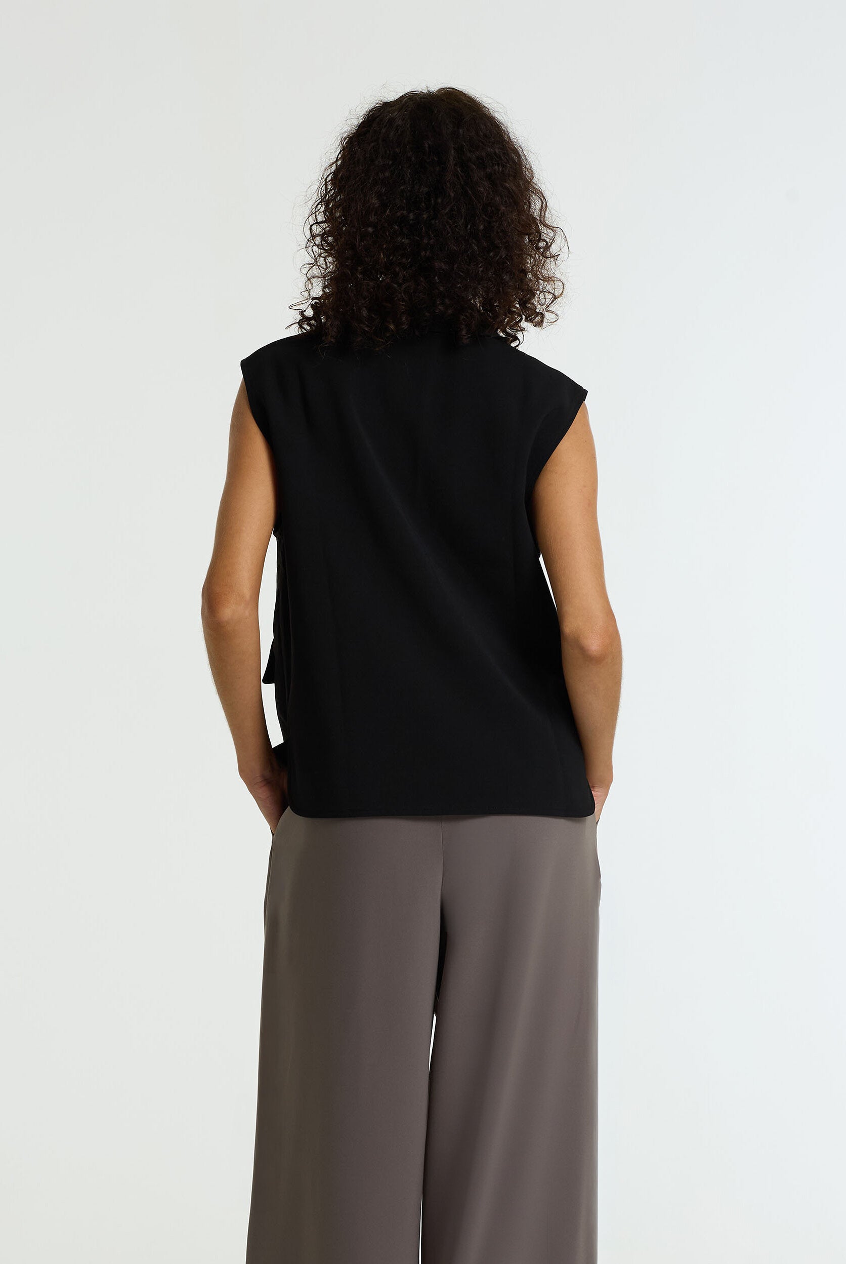 Forevermore Vest - Black