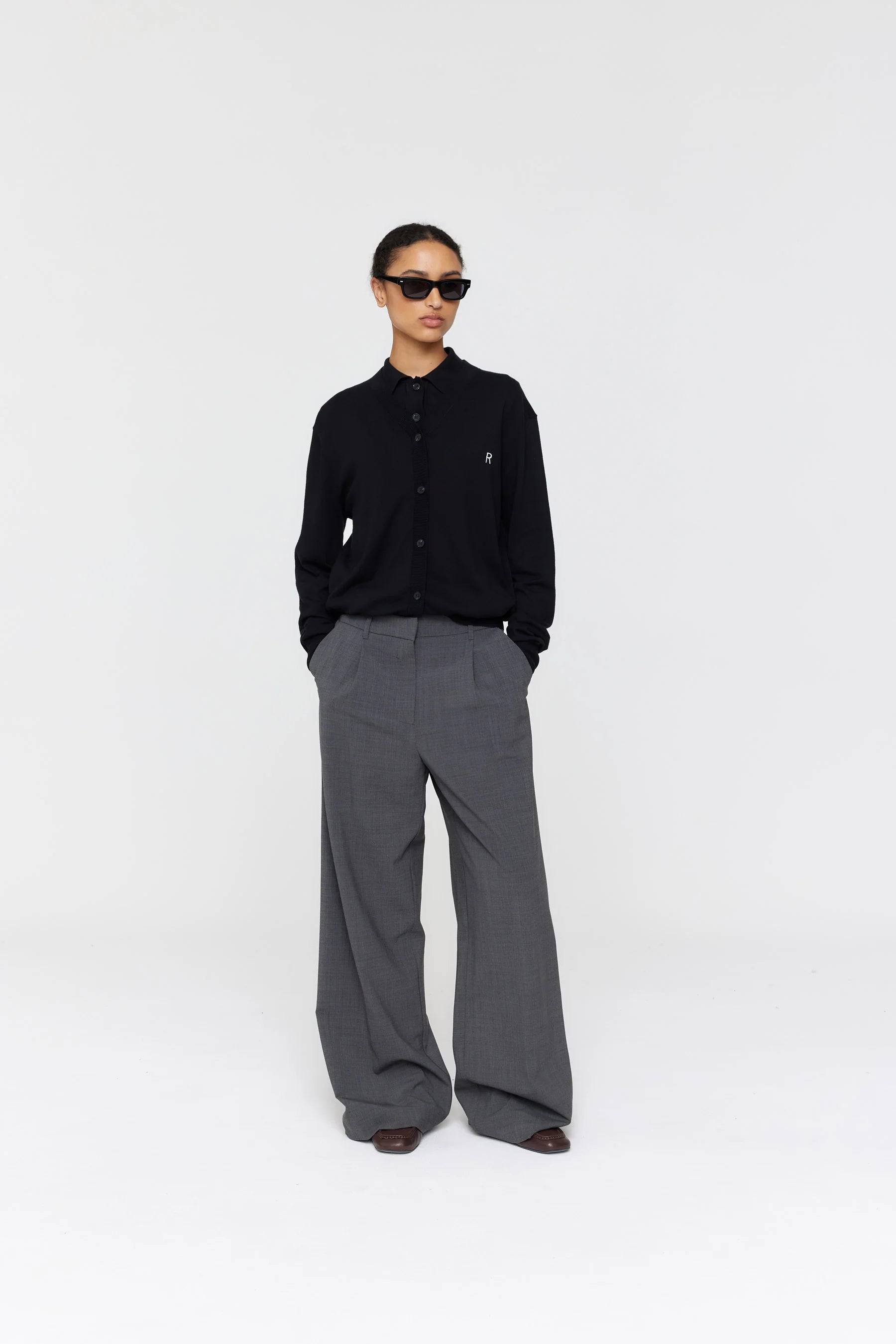 Serge Pant - Charcoal