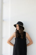 So Shady Stitch - Black/Ivory