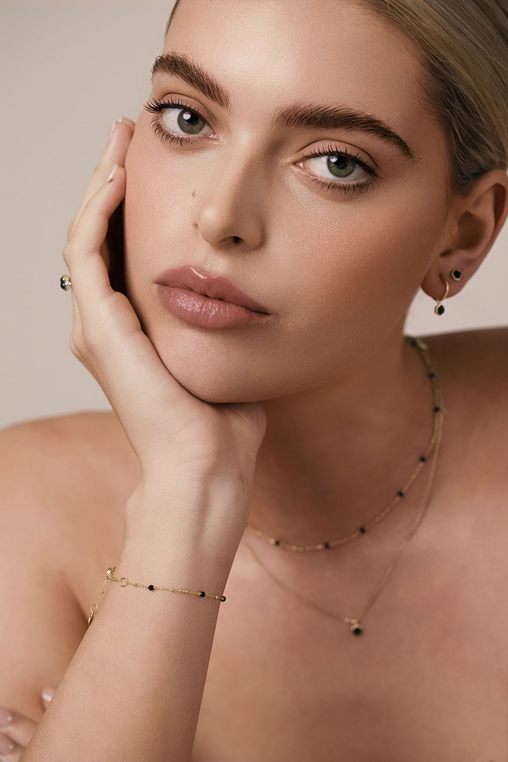 Mini Harmony Necklace - Black Spinel/Gold