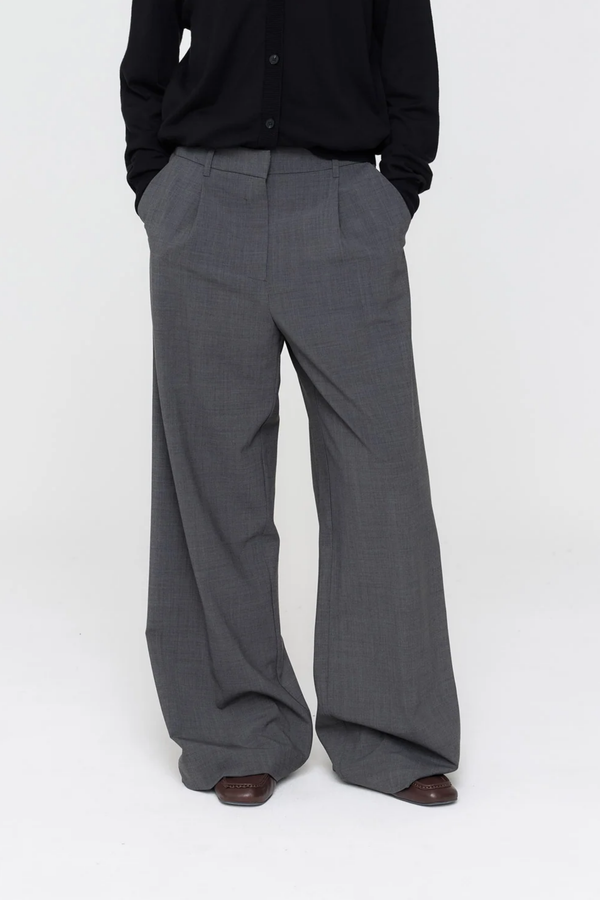 Serge Pant - Charcoal