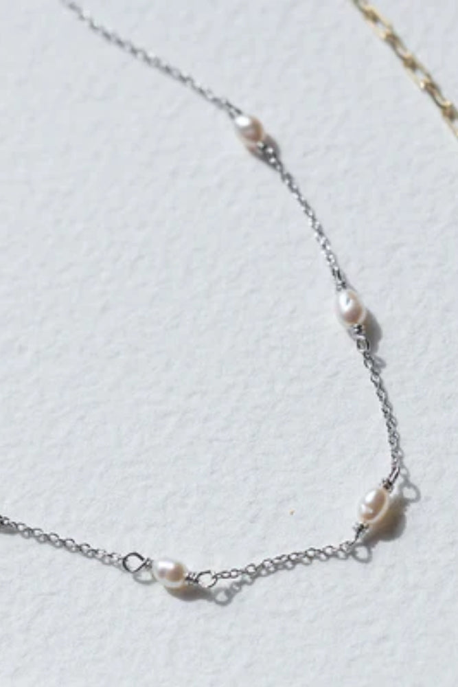 Pop Of Pearls Necklace