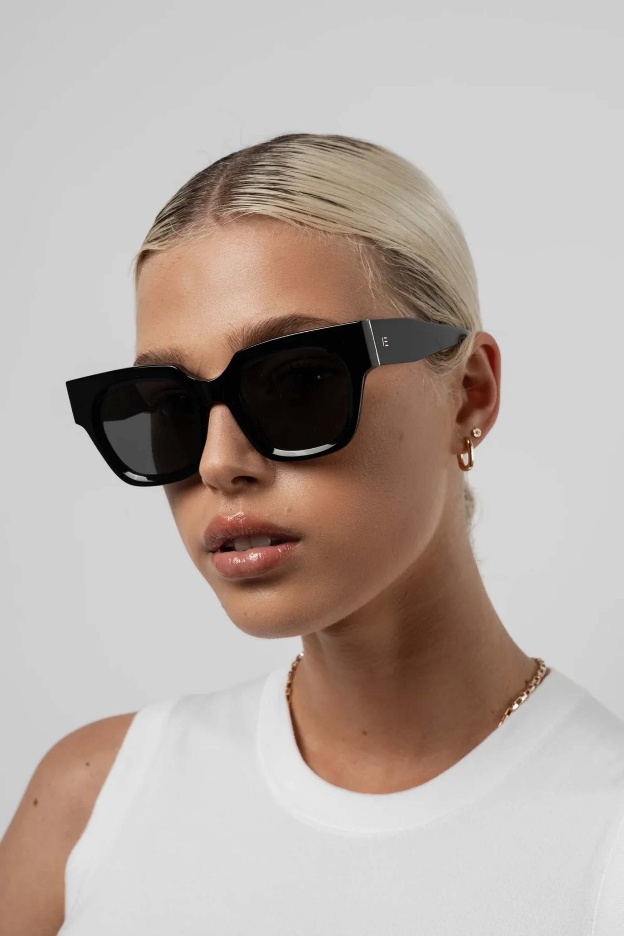 Rae Sunglasses - Black
