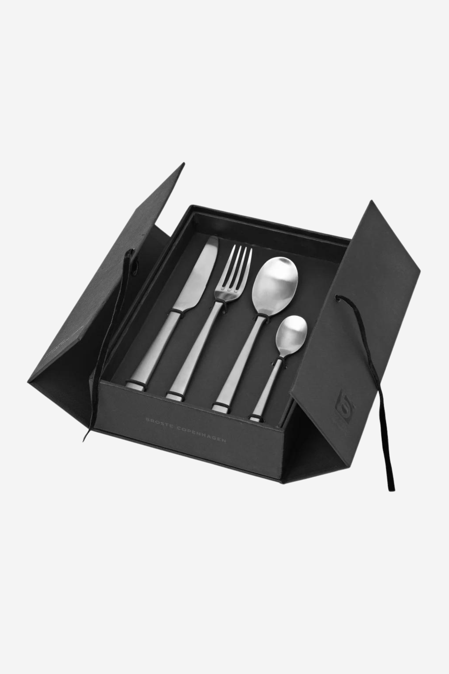 Cutlery Hune Set S/16 Satin